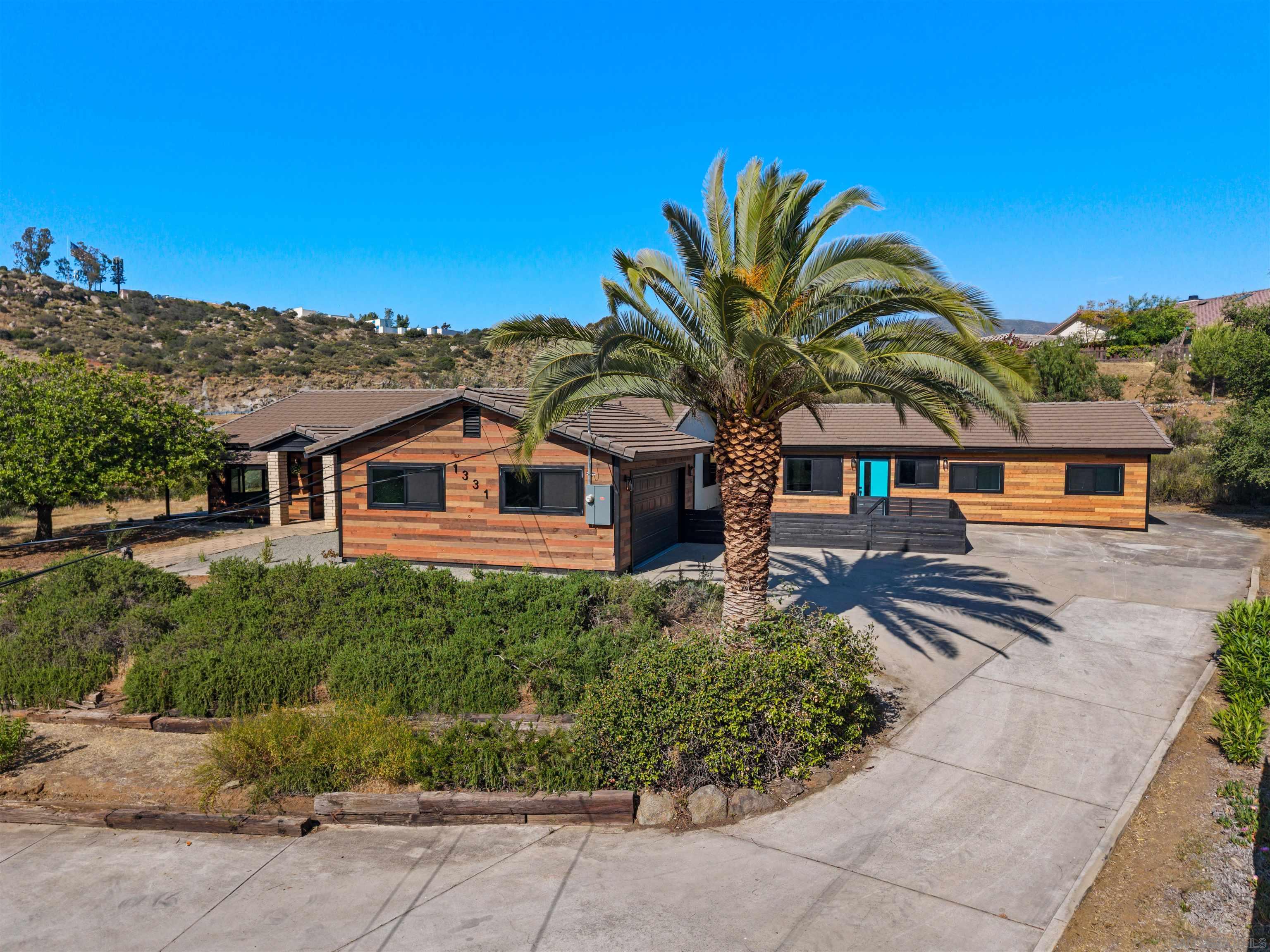 Front Image Thumbnail for SD260009592