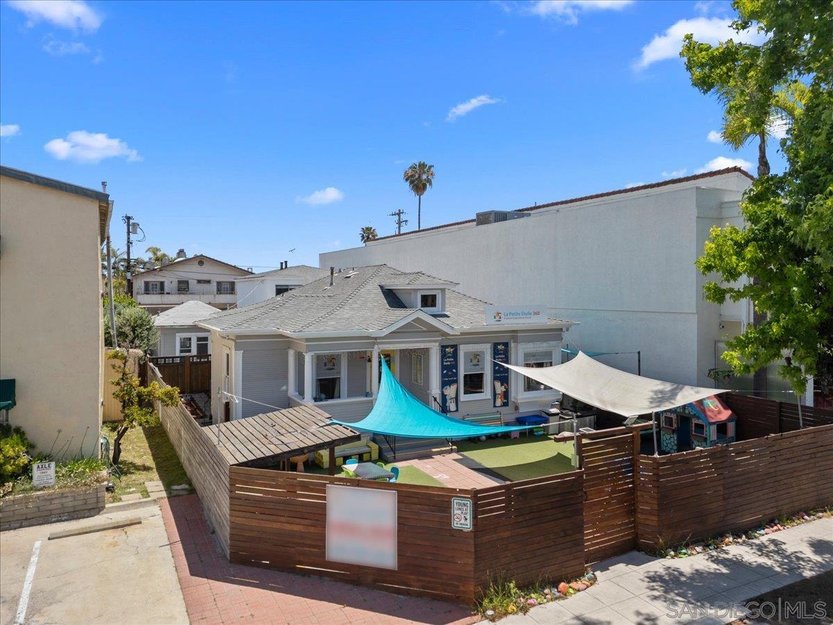 Front Image Thumbnail for SD260009600