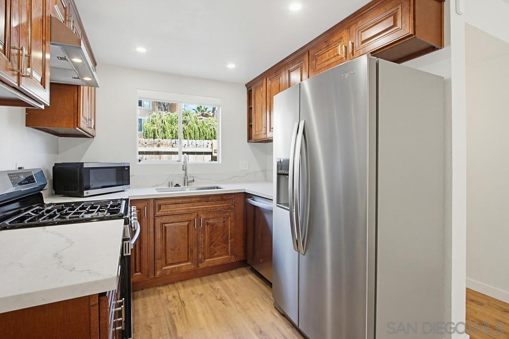 Front Image Thumbnail for SD260009606