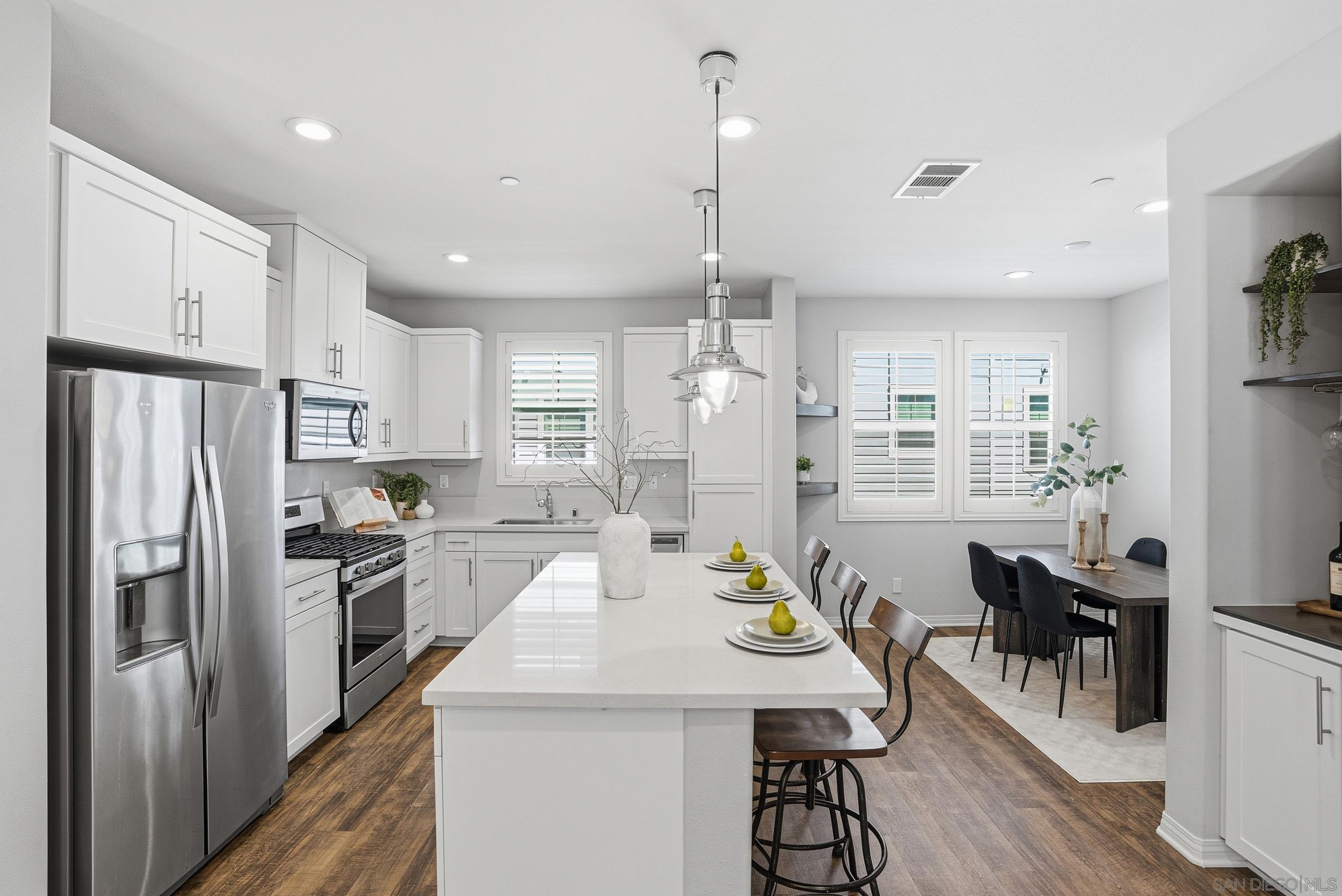 Front Image Thumbnail for SD260009617