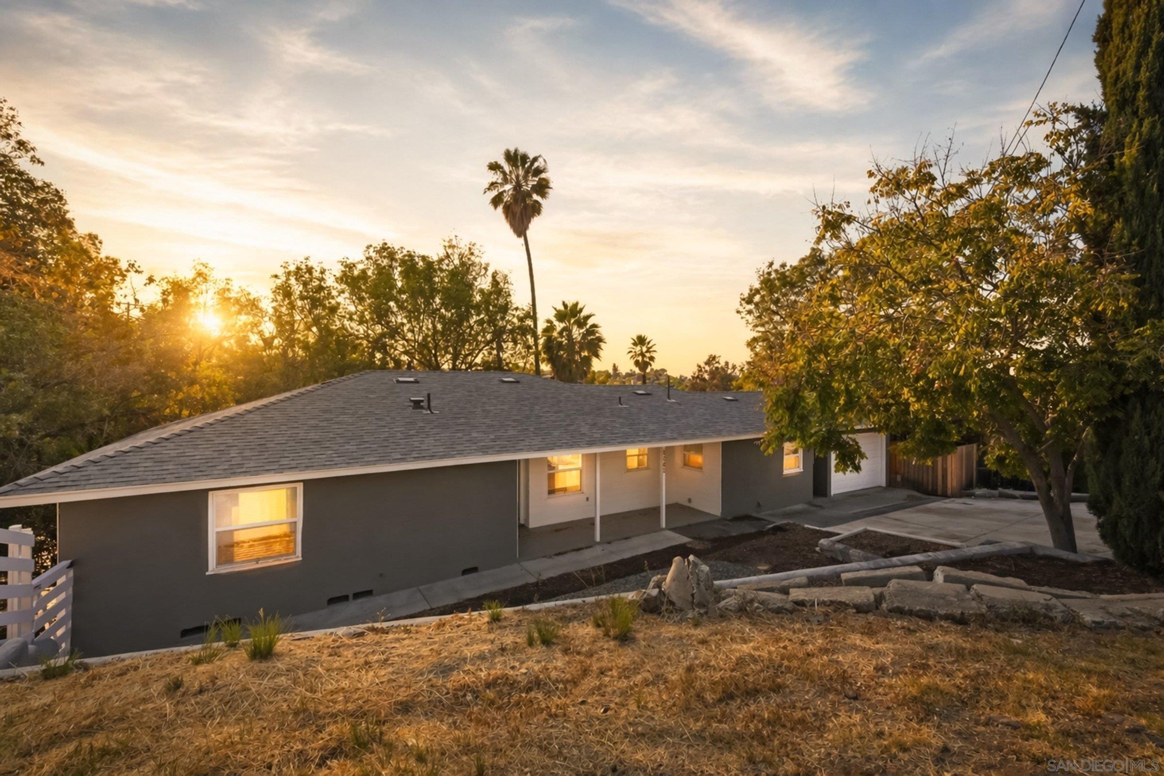 Front Image Thumbnail for SD260009699