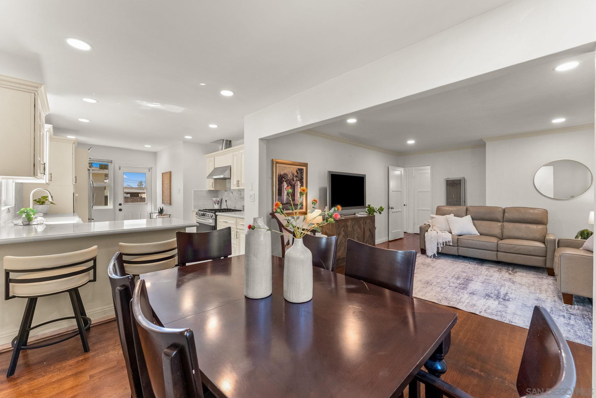 Front Image Thumbnail for SD260009831