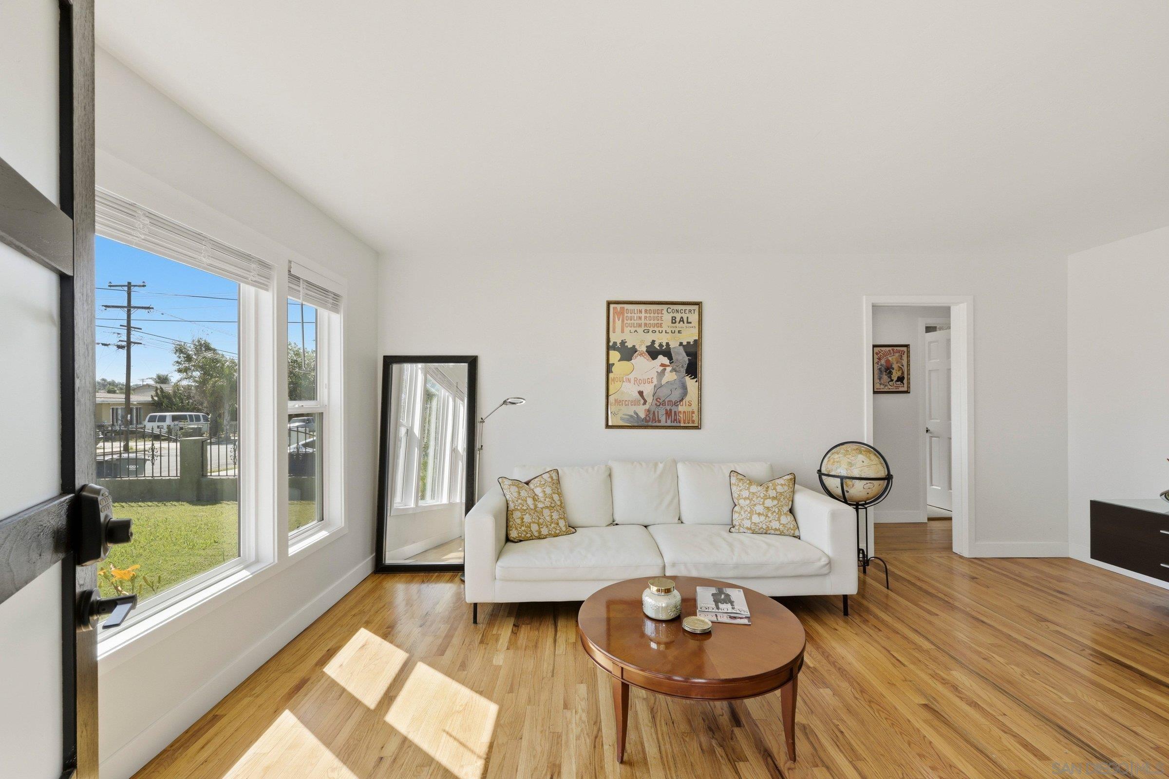 Front Image Thumbnail for SD260009836