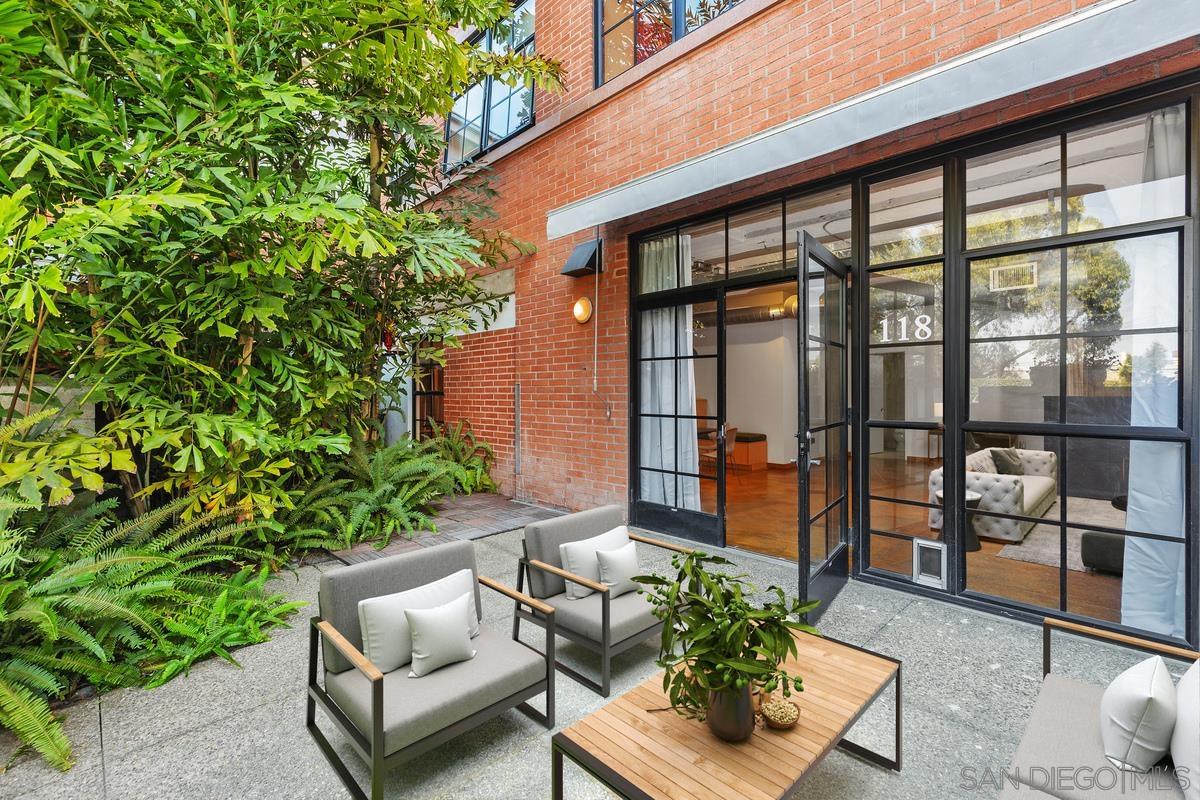 Front Image Thumbnail for SD260009843