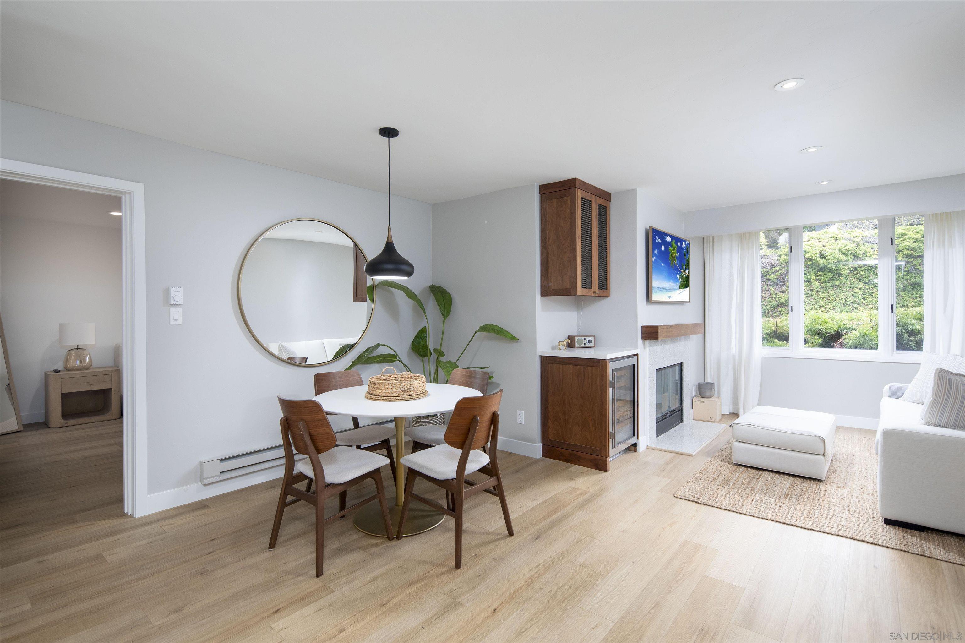 Front Image Thumbnail for SD260009979