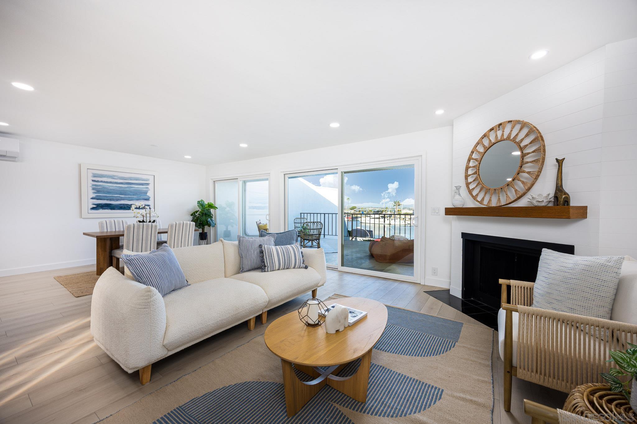 Front Image Thumbnail for SD260010097