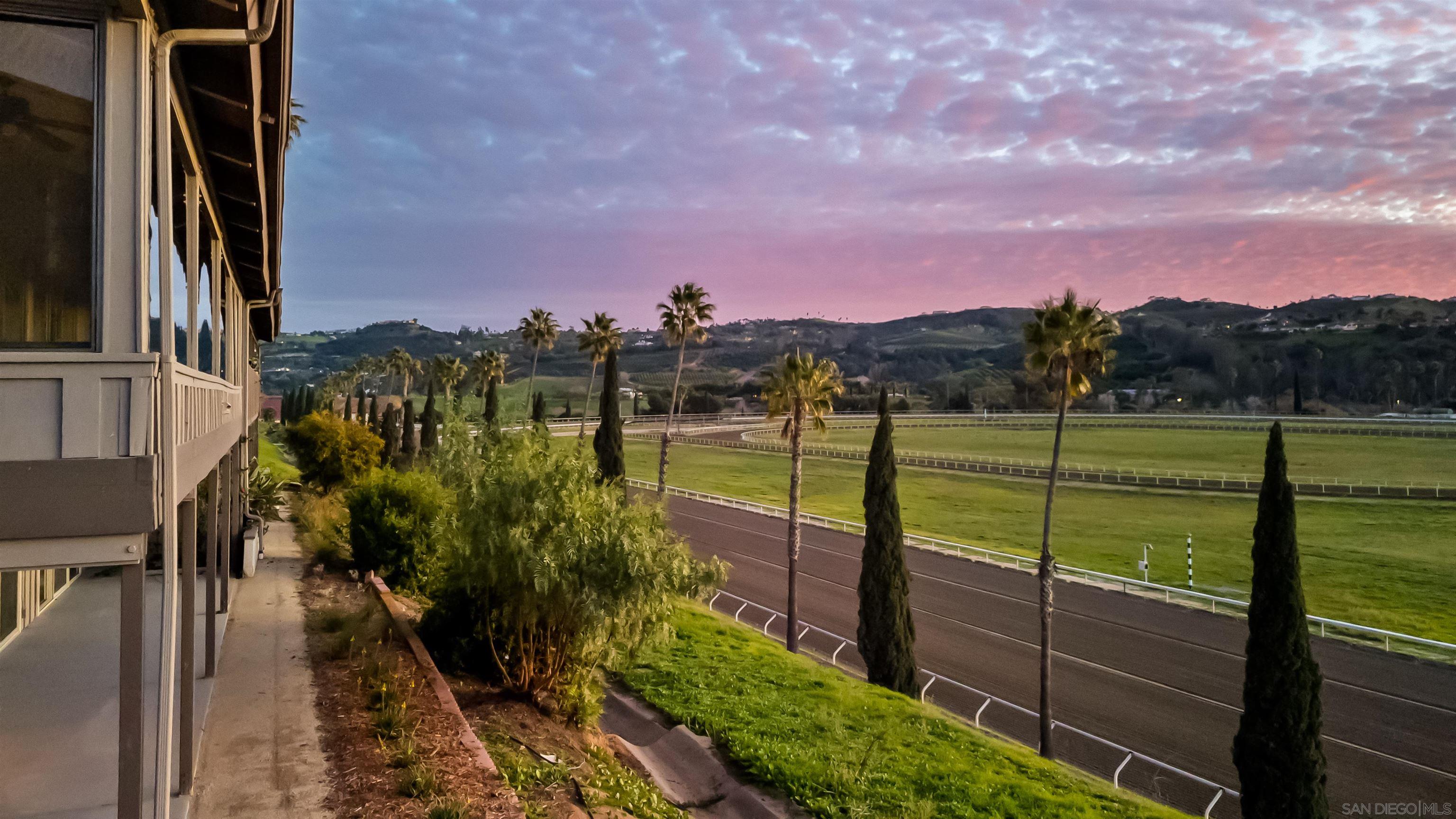 Detail Gallery Image 5 of 75 For 44  via Casitas, Bonsall,  CA 92003 - 3 Beds | 3 Baths