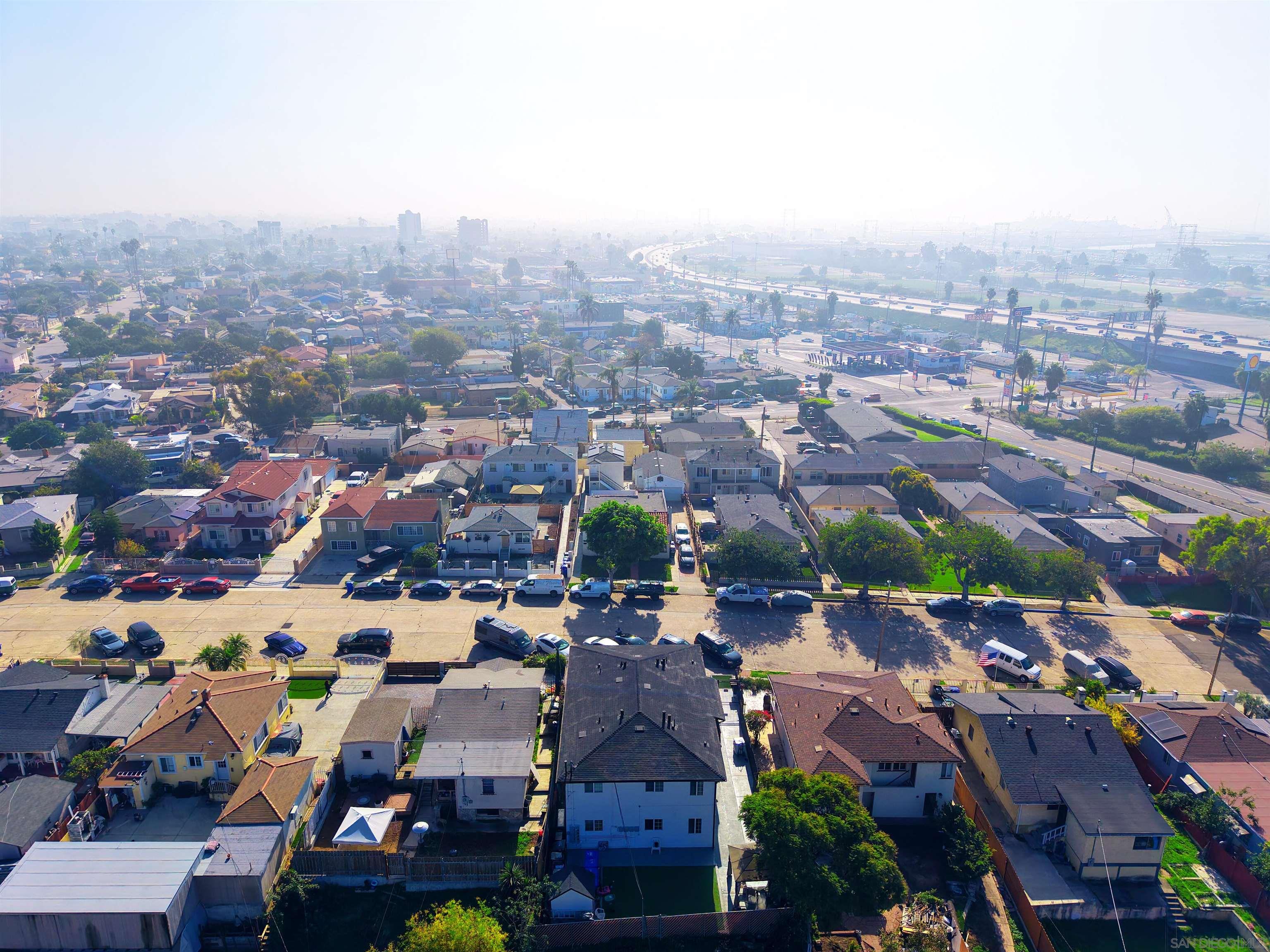Detail Gallery Image 2 of 32 For 3934  Marine View Ave  3934 1/2, San Diego,  CA 92113 - 3 Beds | 1 Baths