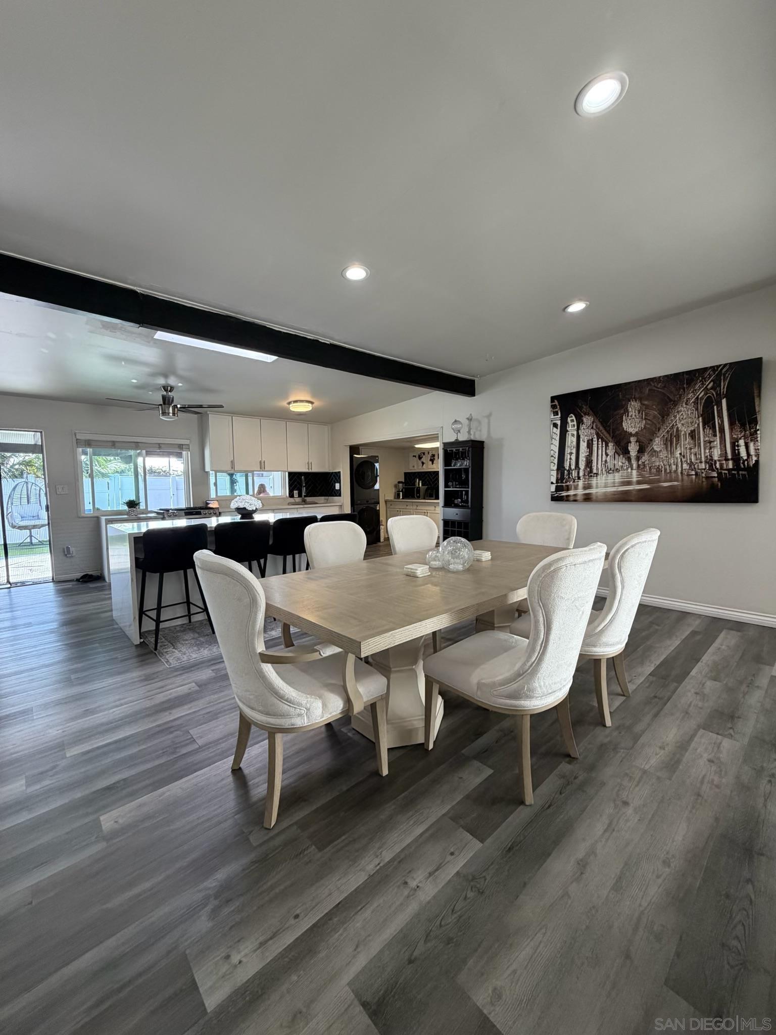 Detail Gallery Image 5 of 28 For 81 E Fortuna St, Chula Vista,  CA 91911 - 4 Beds | 2 Baths