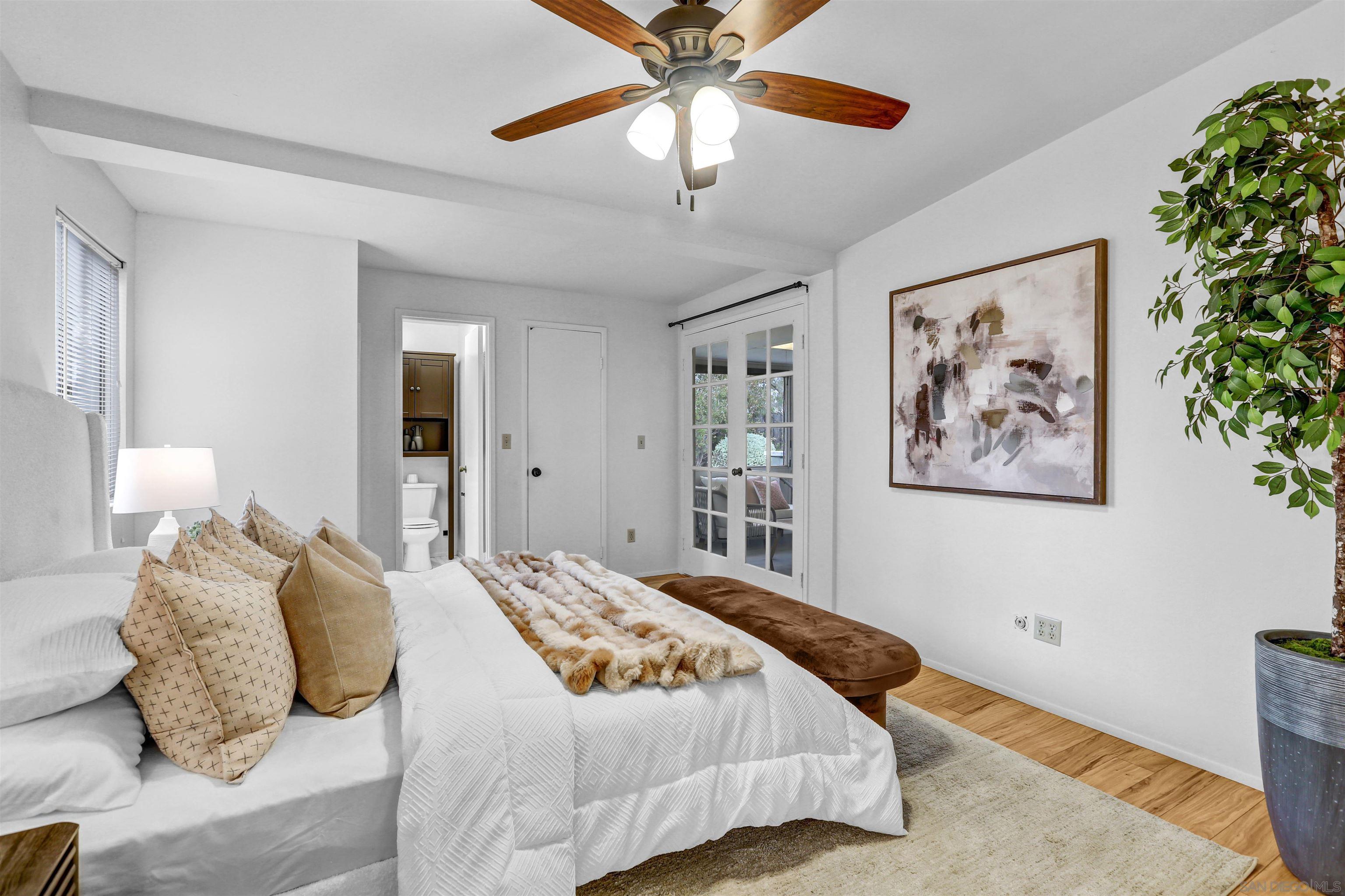 Detail Gallery Image 16 of 29 For 3228  Mobley Street, San Diego,  CA 92123 - 3 Beds | 3 Baths