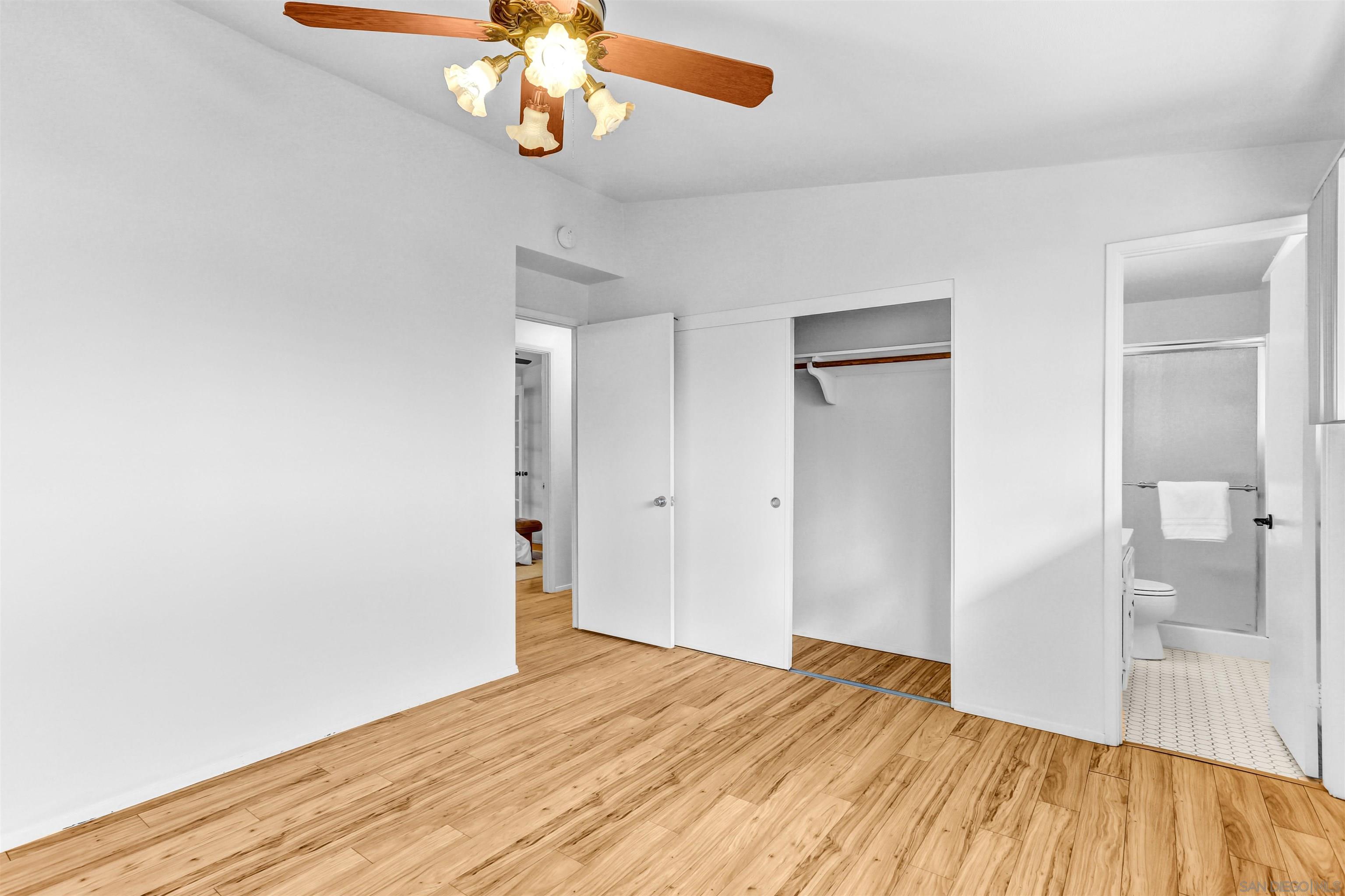 Detail Gallery Image 23 of 29 For 3228  Mobley Street, San Diego,  CA 92123 - 3 Beds | 3 Baths