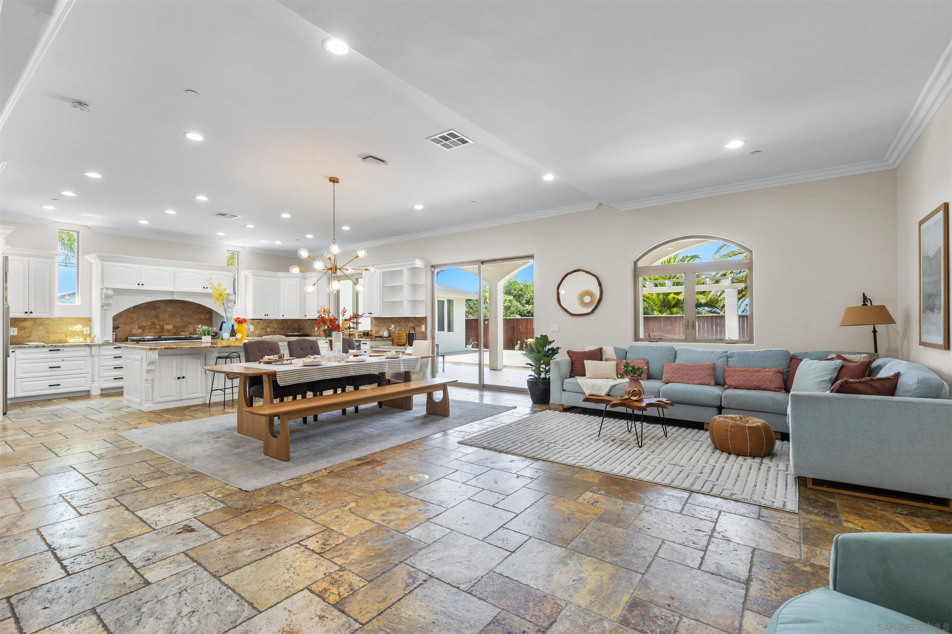 Front Image Thumbnail for SD260020584