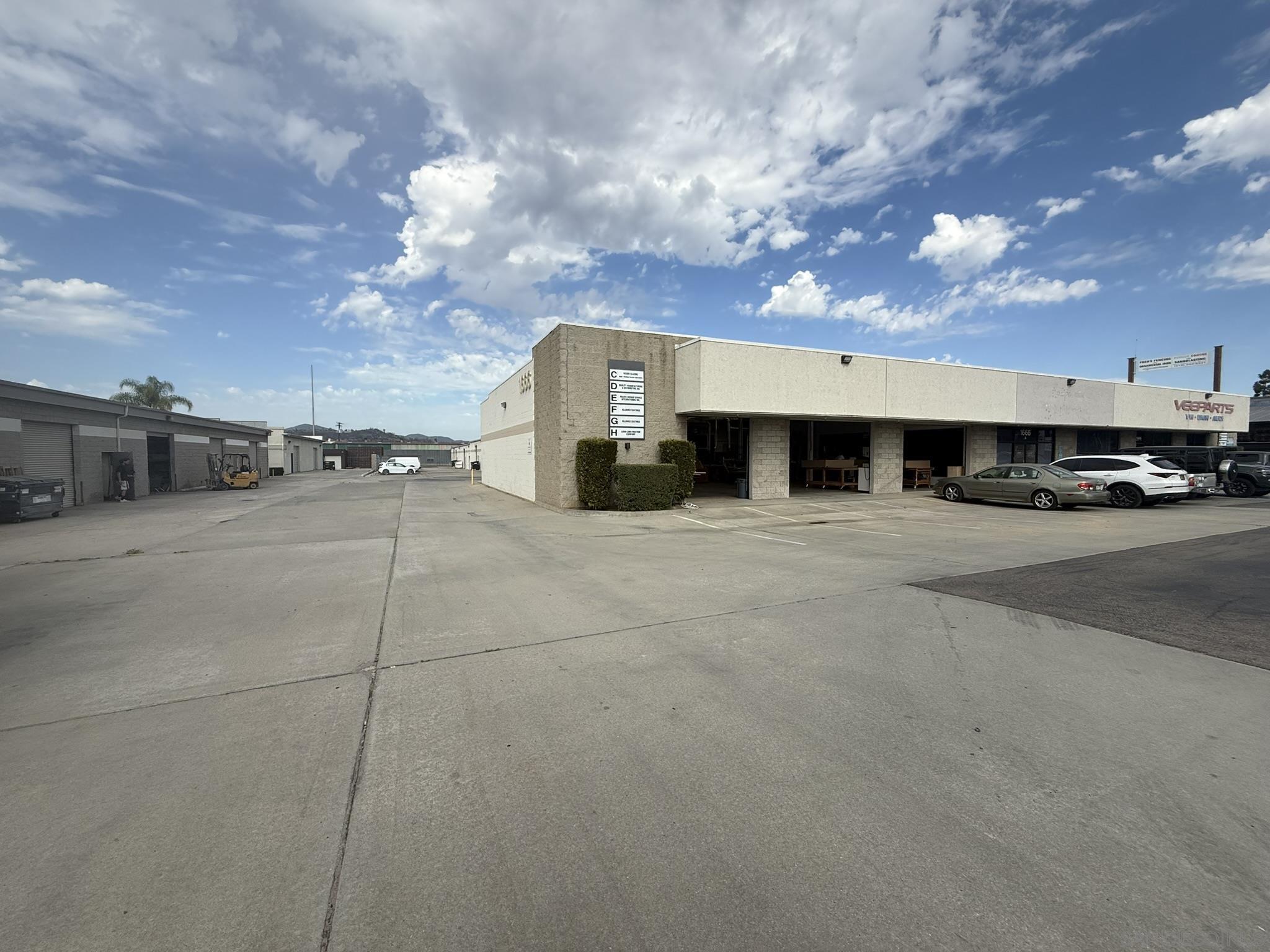 Front Image Thumbnail for SD260024287