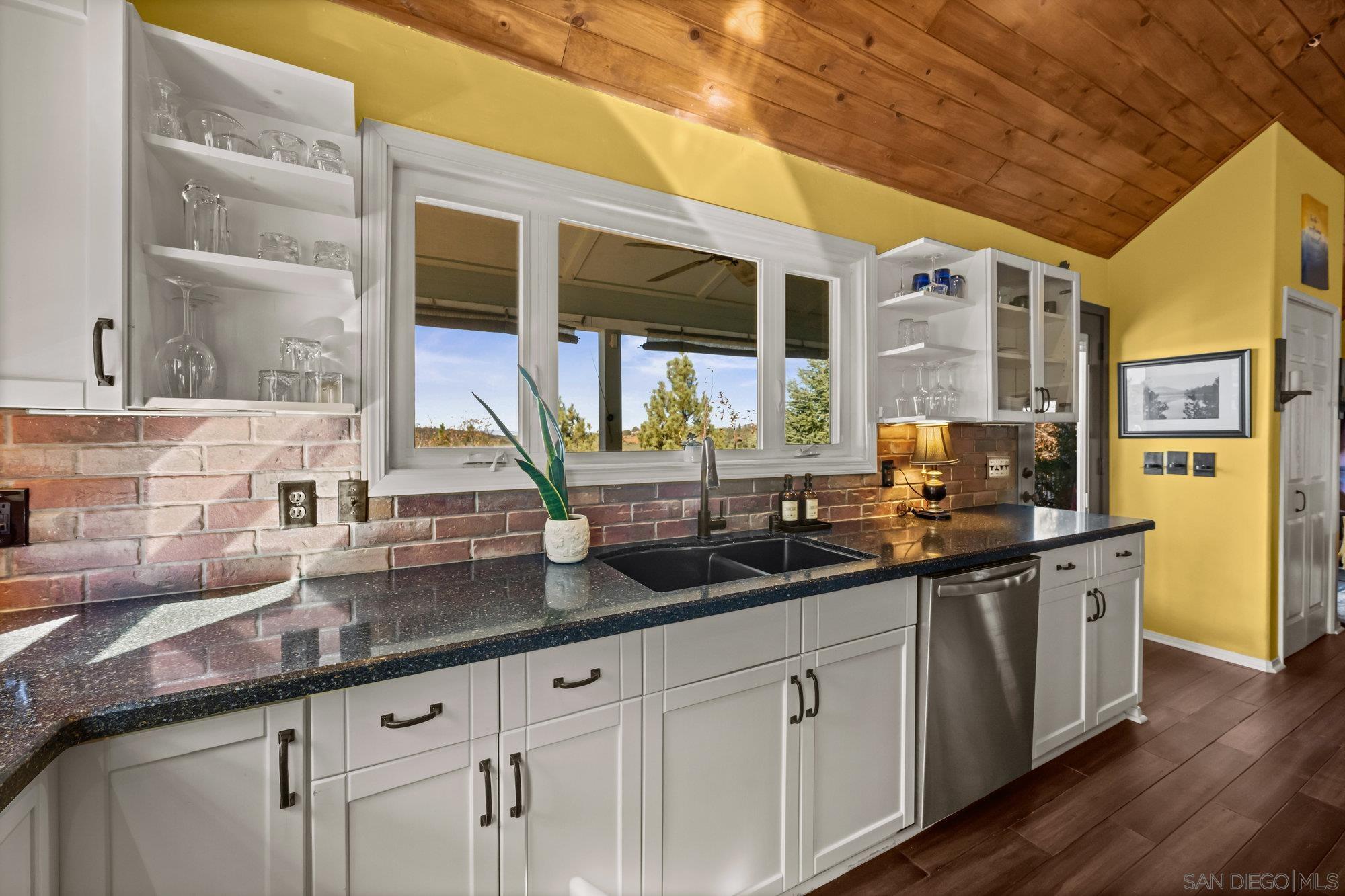 Detail Gallery Image 11 of 33 For 5058  Acorn Patch Rd, Julian,  CA 92036 - 3 Beds | 2/1 Baths