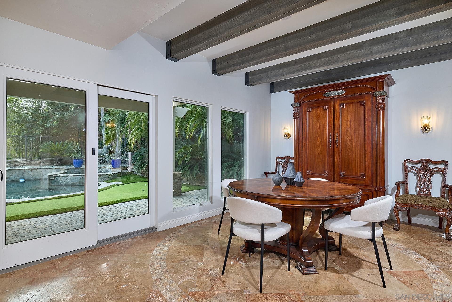 Detail Gallery Image 14 of 49 For 10616  Falcon Rim Pt, San Diego,  CA 92131 - 5 Beds | 2/1 Baths