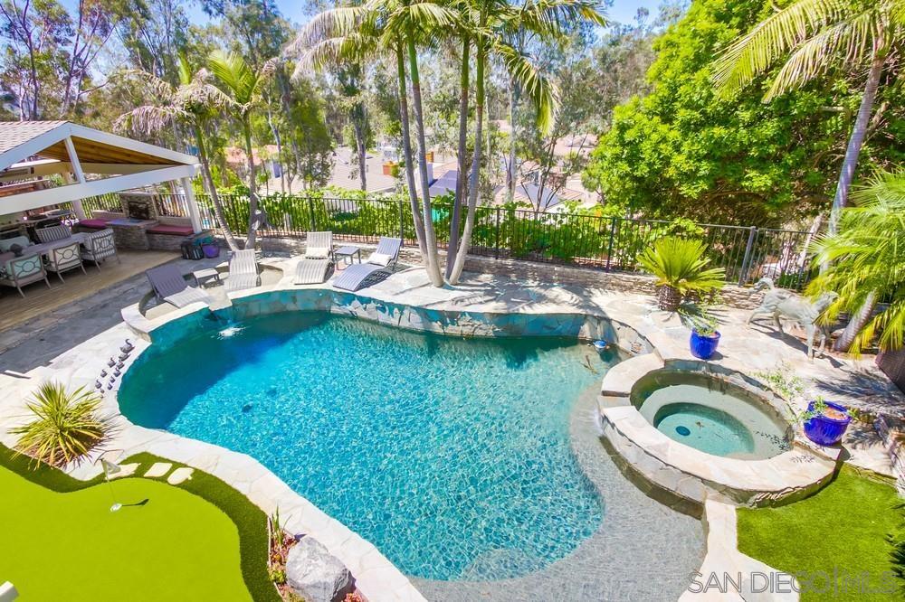 Detail Gallery Image 41 of 49 For 10616  Falcon Rim Pt, San Diego,  CA 92131 - 5 Beds | 2/1 Baths