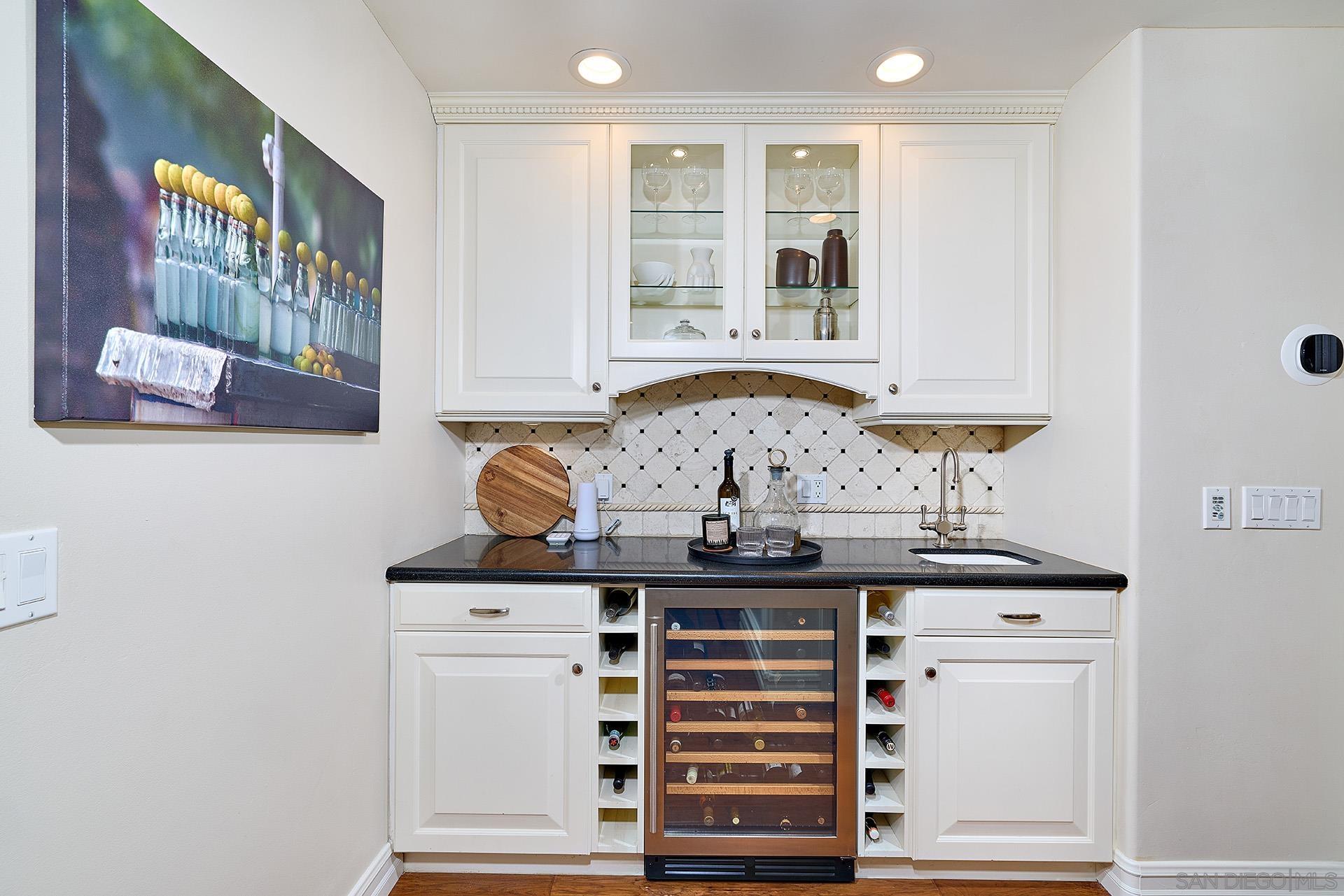 Detail Gallery Image 13 of 52 For 10154  Pinecastle St, San Diego,  CA 92131 - 4 Beds | 3/1 Baths