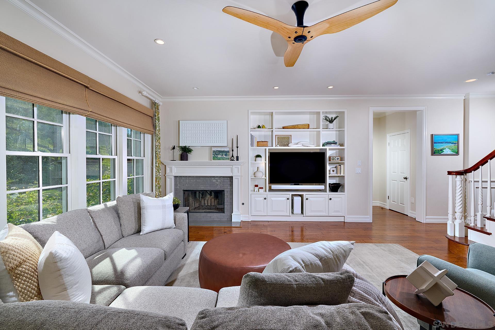 Detail Gallery Image 17 of 52 For 10154  Pinecastle St, San Diego,  CA 92131 - 4 Beds | 3/1 Baths