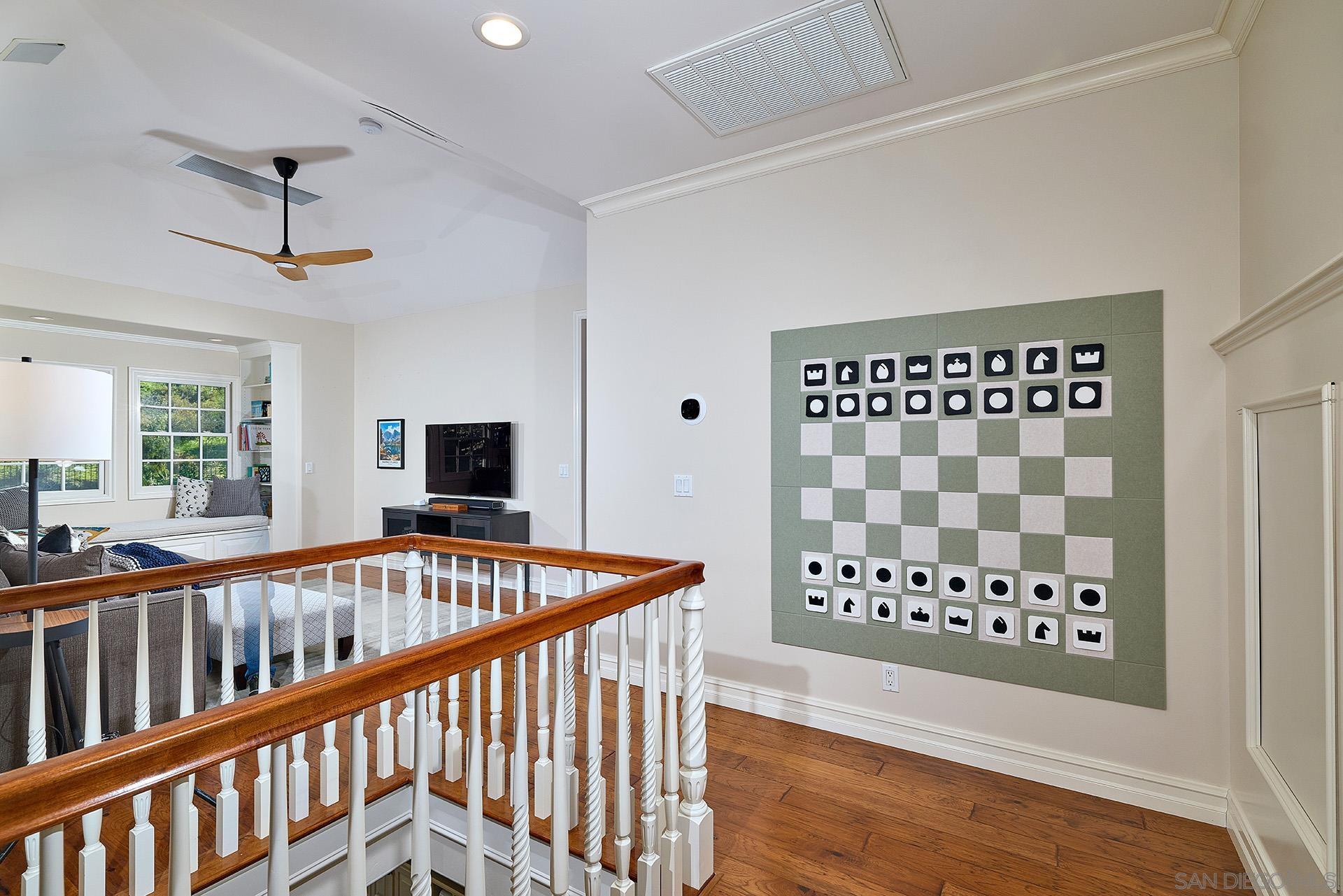 Detail Gallery Image 25 of 52 For 10154  Pinecastle St, San Diego,  CA 92131 - 4 Beds | 3/1 Baths