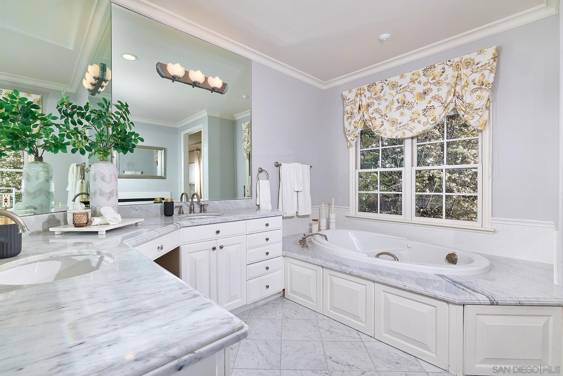 Detail Gallery Image 30 of 52 For 10154  Pinecastle St, San Diego,  CA 92131 - 4 Beds | 3/1 Baths