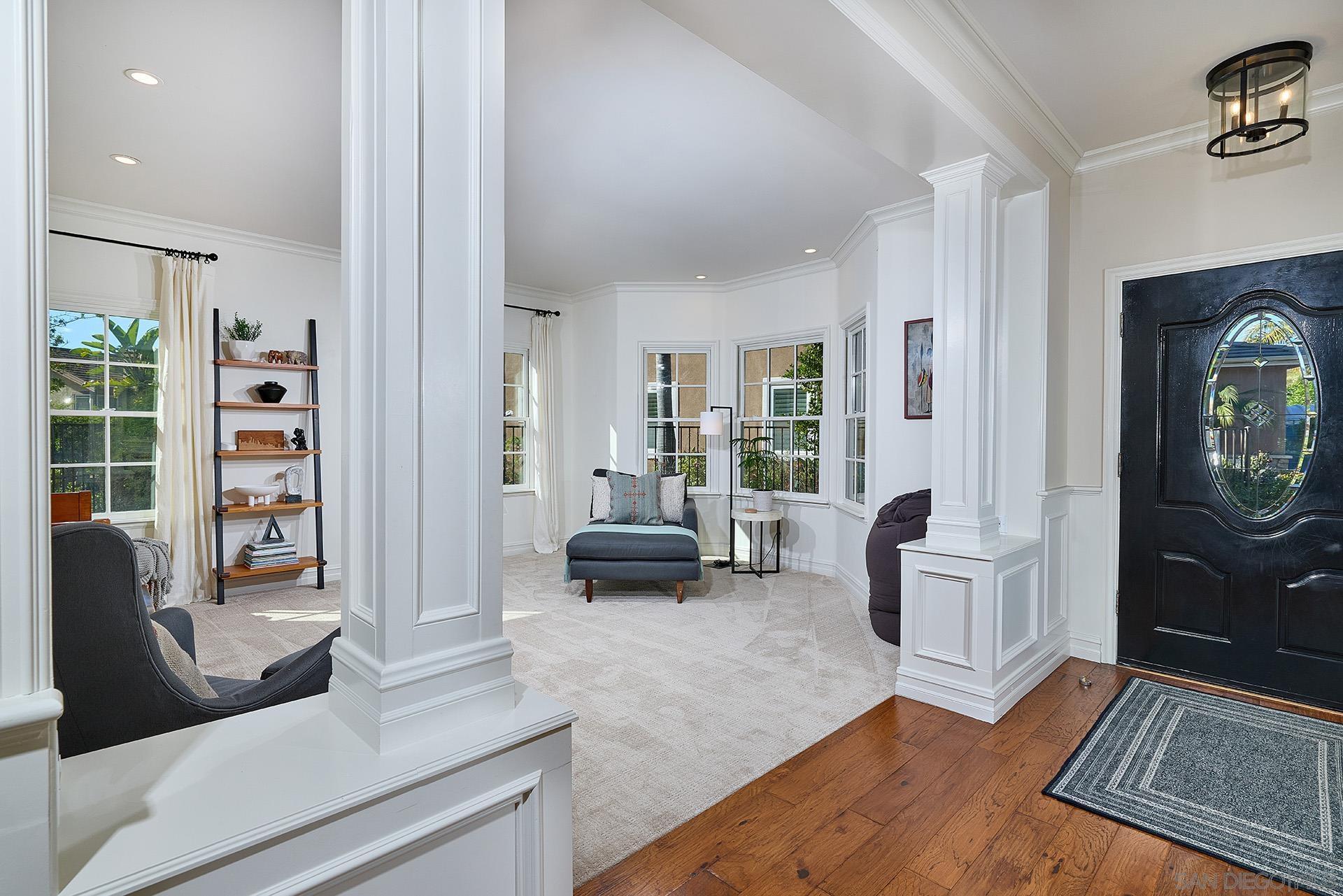 Detail Gallery Image 4 of 52 For 10154  Pinecastle St, San Diego,  CA 92131 - 4 Beds | 3/1 Baths