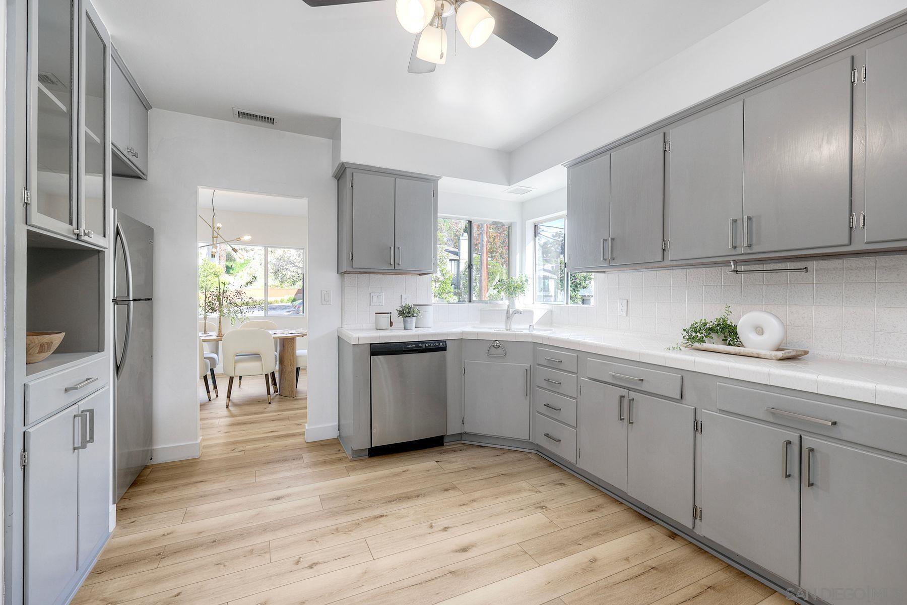 Detail Gallery Image 12 of 31 For 3476  Reynard Way, San Diego,  CA 92103 - 3 Beds | 2 Baths