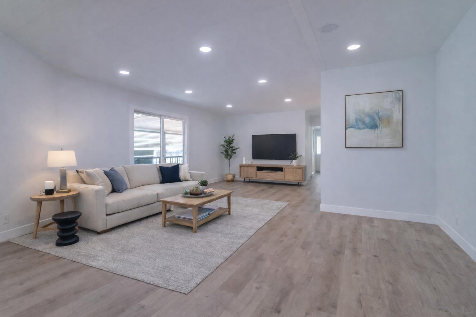 Detail Gallery Image 15 of 29 For 3438  Don Alberto, Carlsbad,  CA 92010 - 3 Beds | 2 Baths