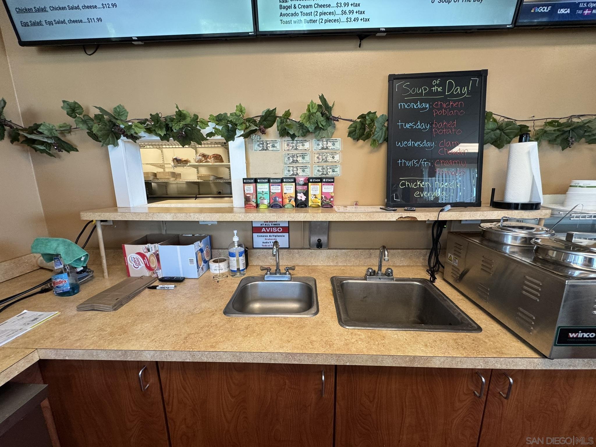 Detail Gallery Image 14 of 16 For 9350  Waxie Way #150, San Diego,  CA 92123 - – Beds | – Baths