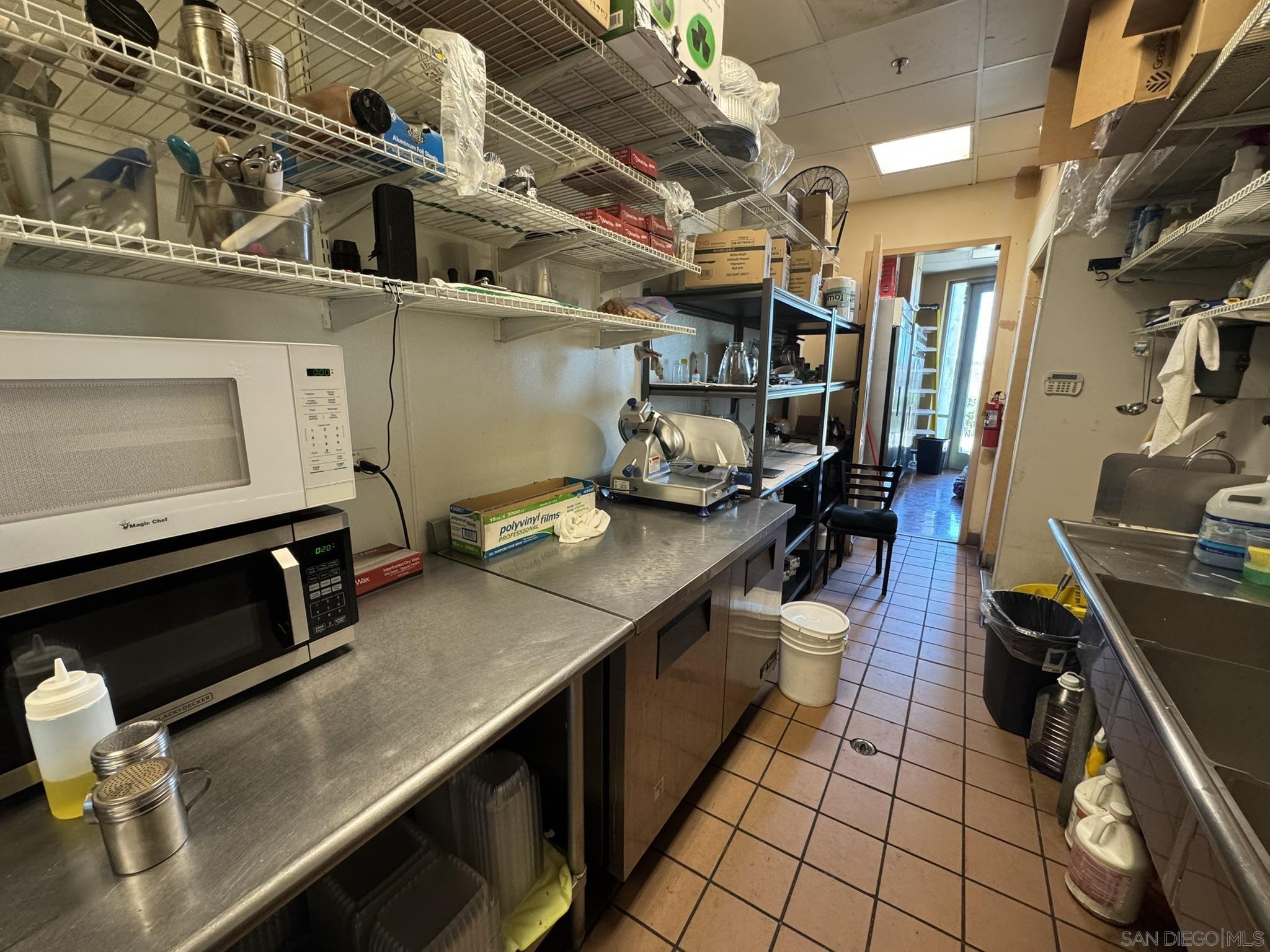 Detail Gallery Image 6 of 16 For 9350  Waxie Way #150, San Diego,  CA 92123 - – Beds | – Baths