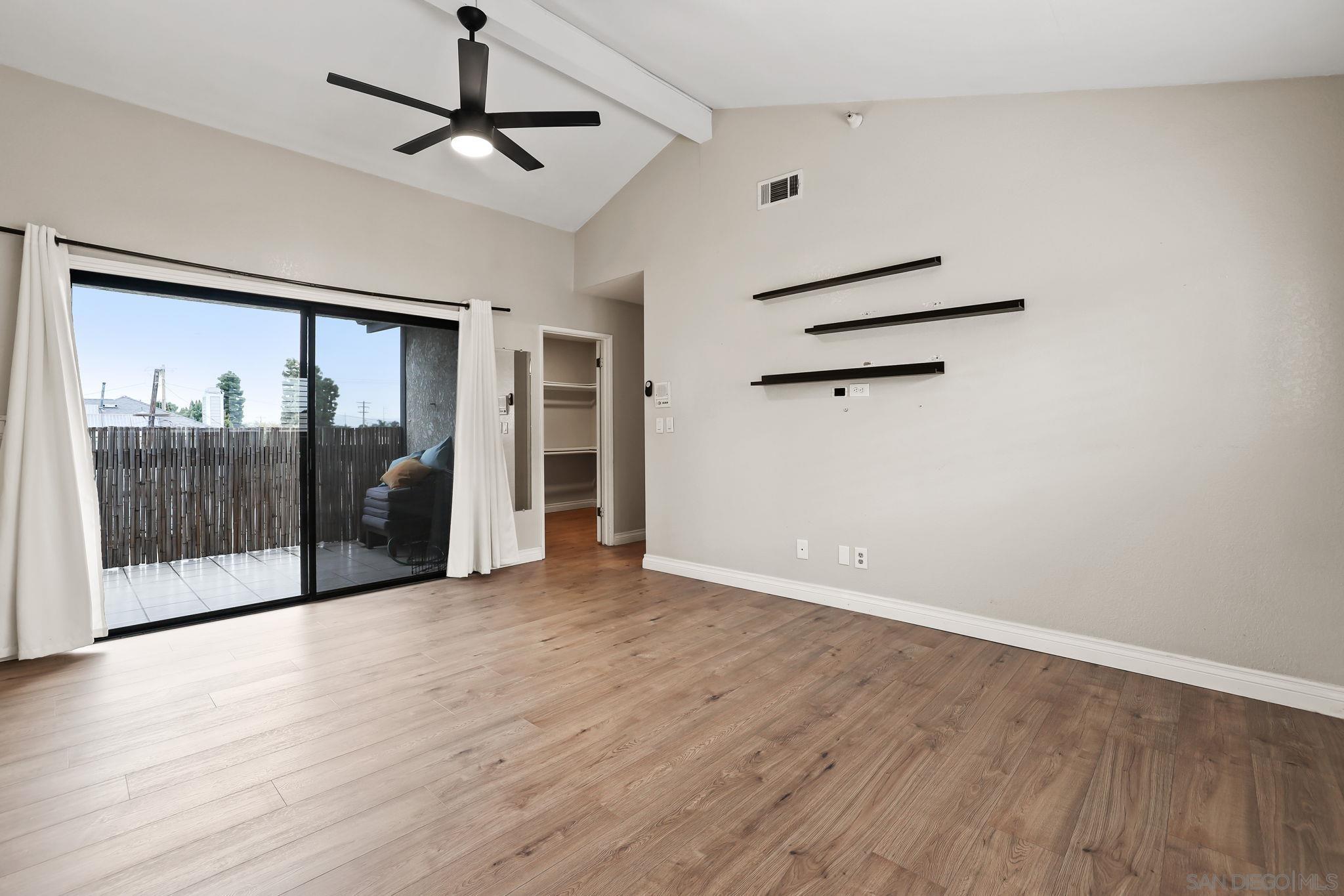 Detail Gallery Image 17 of 27 For 14927  Condon Ave  #9,  Lawndale,  CA 90260 - 3 Beds | 2/1 Baths