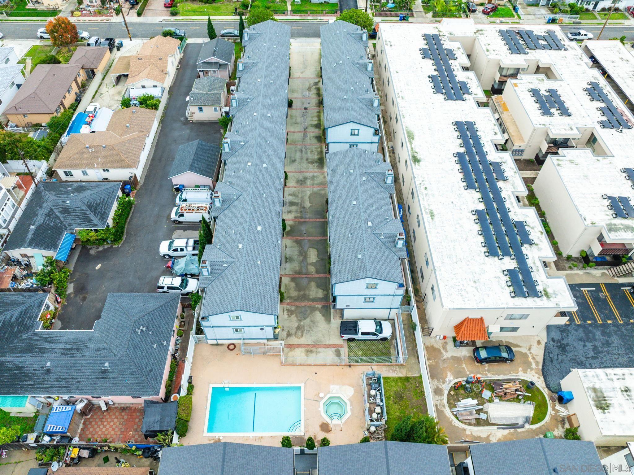 Detail Gallery Image 27 of 27 For 14927  Condon Ave  #9,  Lawndale,  CA 90260 - 3 Beds | 2/1 Baths