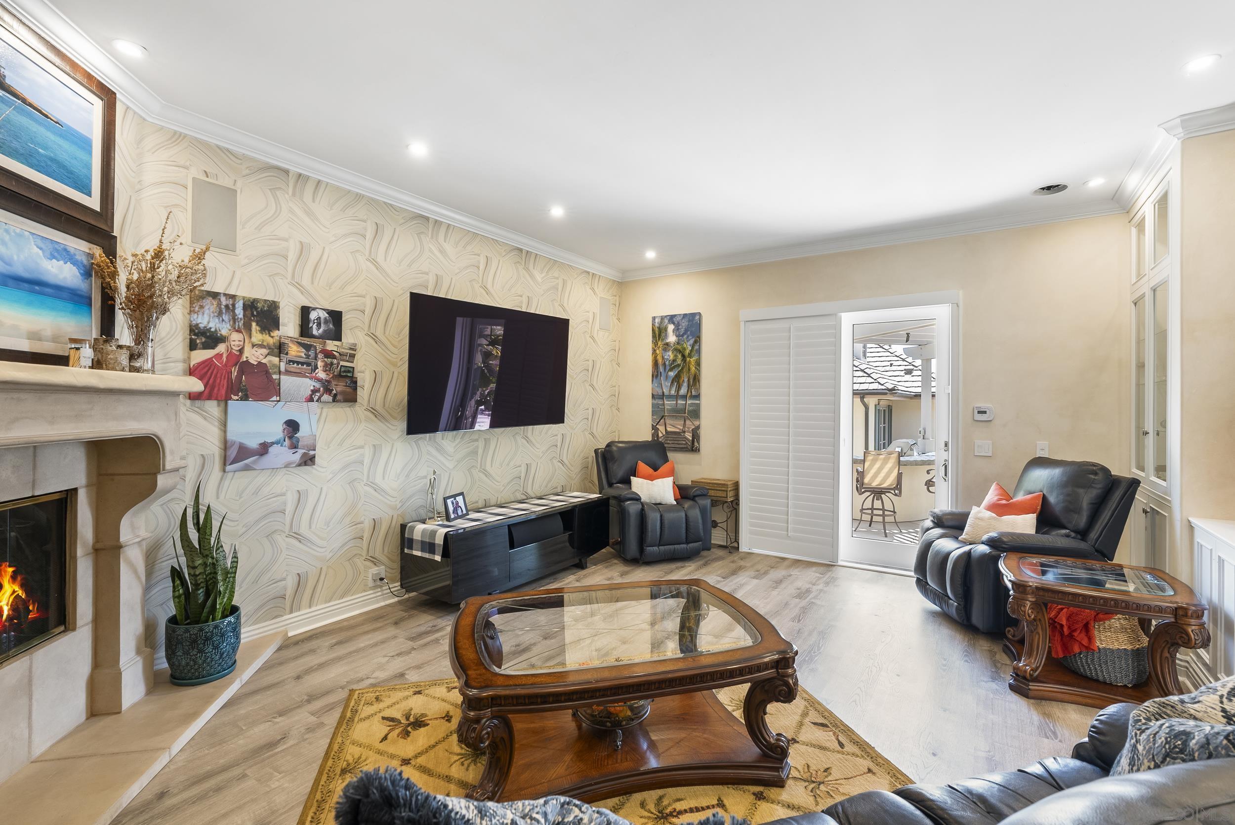 Detail Gallery Image 19 of 62 For 617  Gage Drive, San Diego,  CA 92106 - 6 Beds | 5/1 Baths