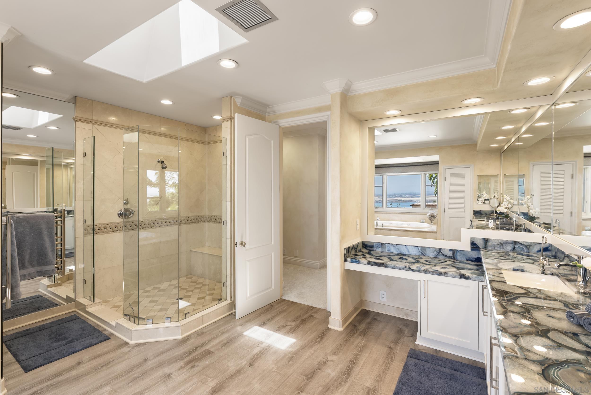 Detail Gallery Image 34 of 62 For 617  Gage Drive, San Diego,  CA 92106 - 6 Beds | 5/1 Baths