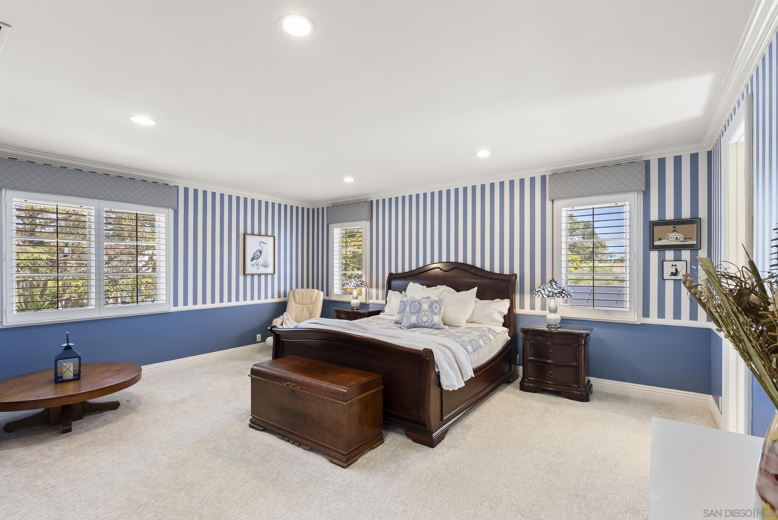 Detail Gallery Image 39 of 62 For 617  Gage Drive, San Diego,  CA 92106 - 6 Beds | 5/1 Baths