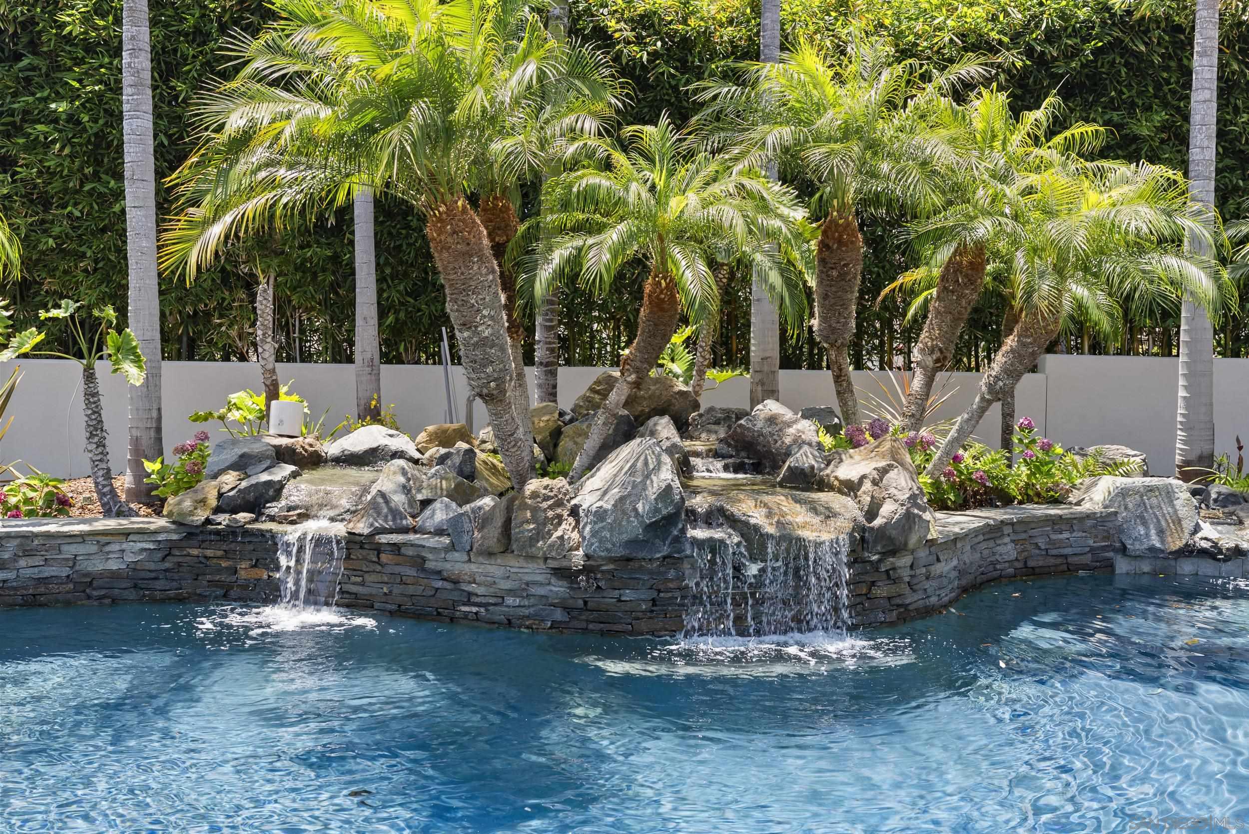 Detail Gallery Image 48 of 62 For 617  Gage Drive, San Diego,  CA 92106 - 6 Beds | 5/1 Baths