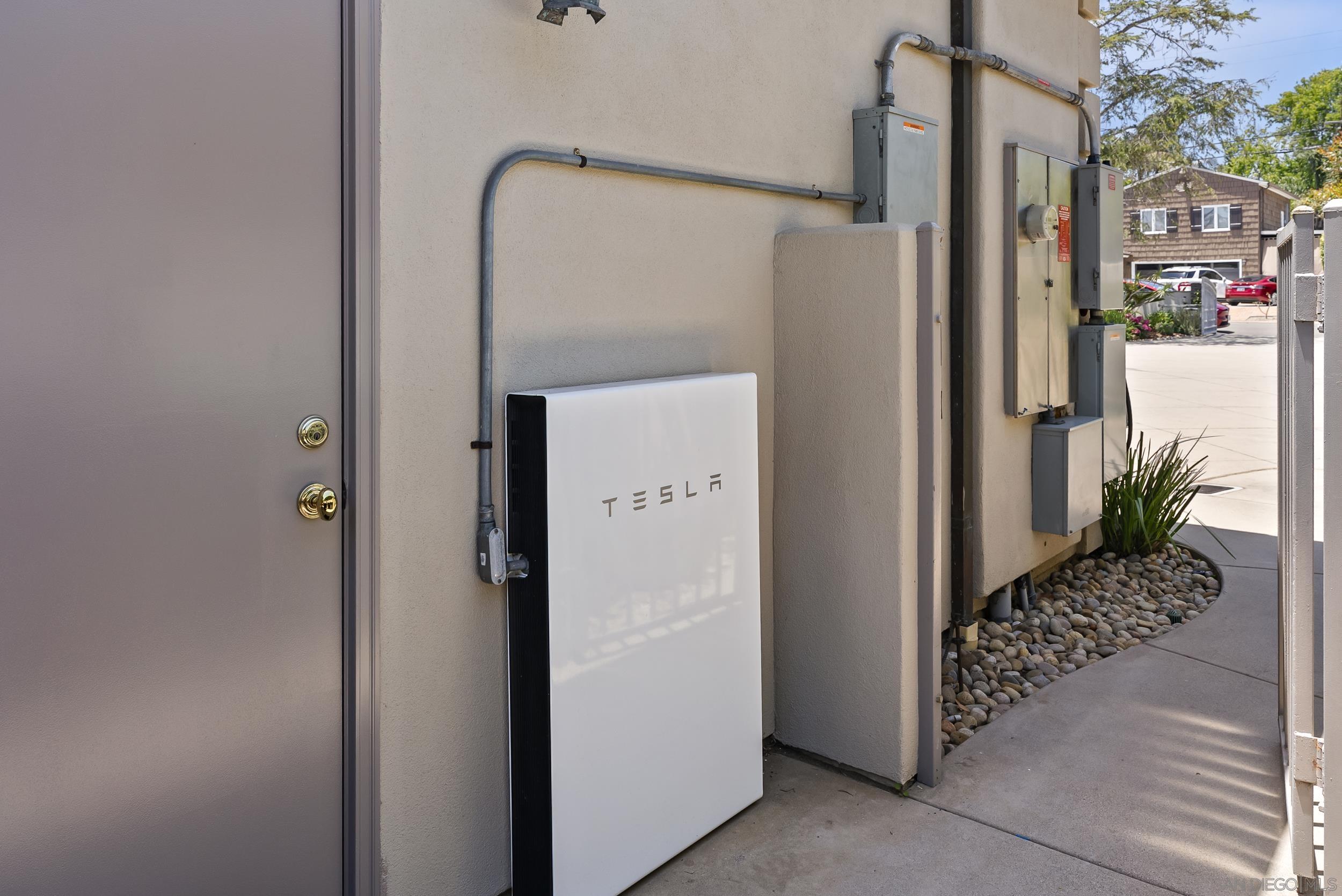 Detail Gallery Image 57 of 62 For 617  Gage Drive, San Diego,  CA 92106 - 6 Beds | 5/1 Baths