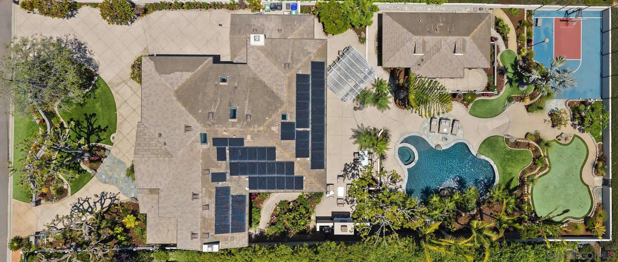 Detail Gallery Image 60 of 62 For 617  Gage Drive, San Diego,  CA 92106 - 6 Beds | 5/1 Baths