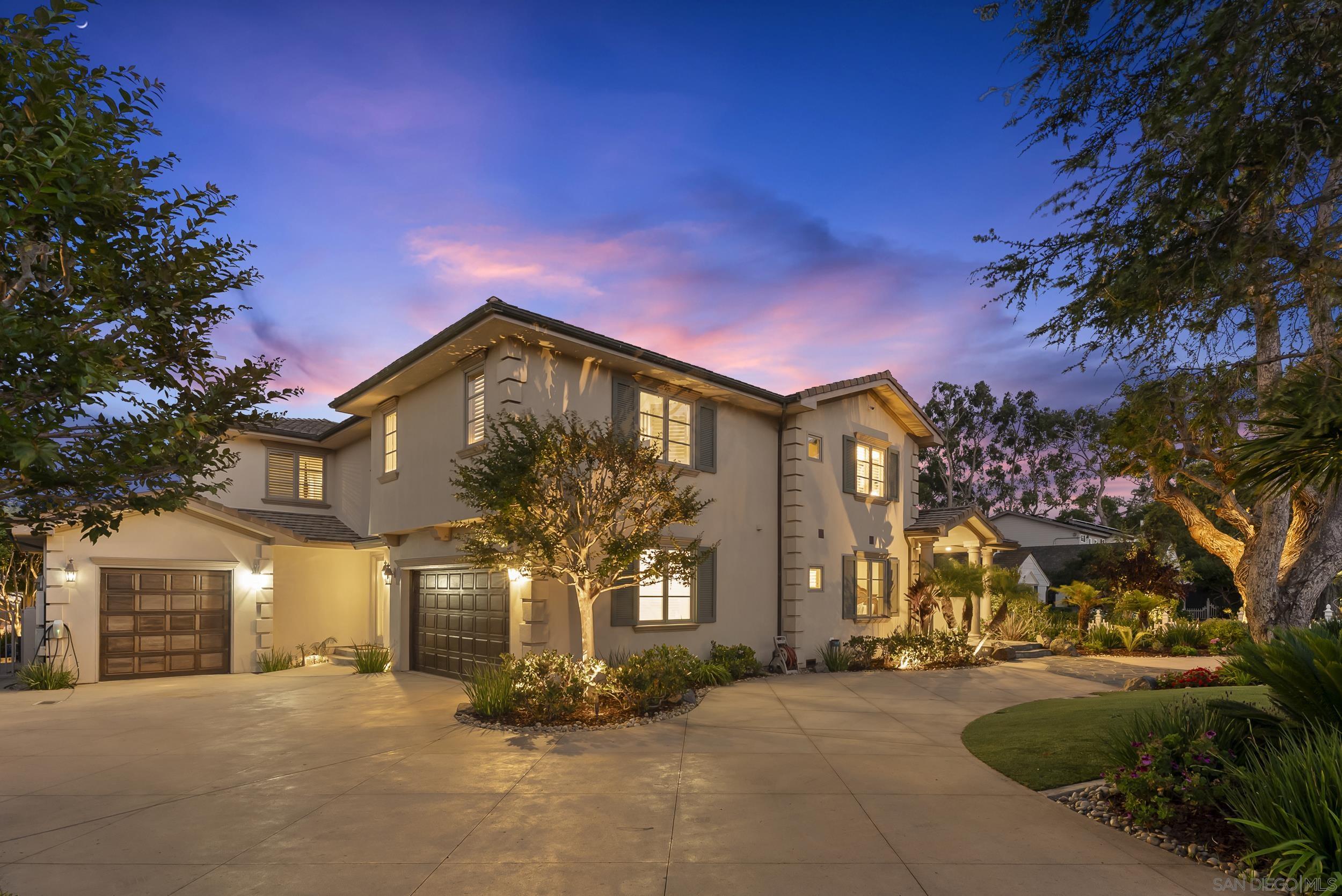 Detail Gallery Image 7 of 62 For 617  Gage Drive, San Diego,  CA 92106 - 6 Beds | 5/1 Baths