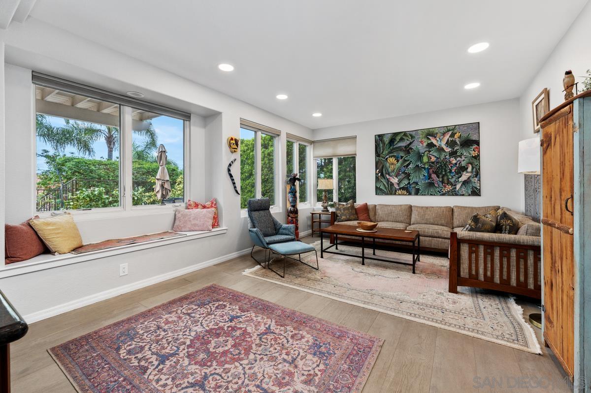 Detail Gallery Image 13 of 41 For 7521  Navigator Circle, Carlsbad,  CA 92011 - 4 Beds | 3 Baths