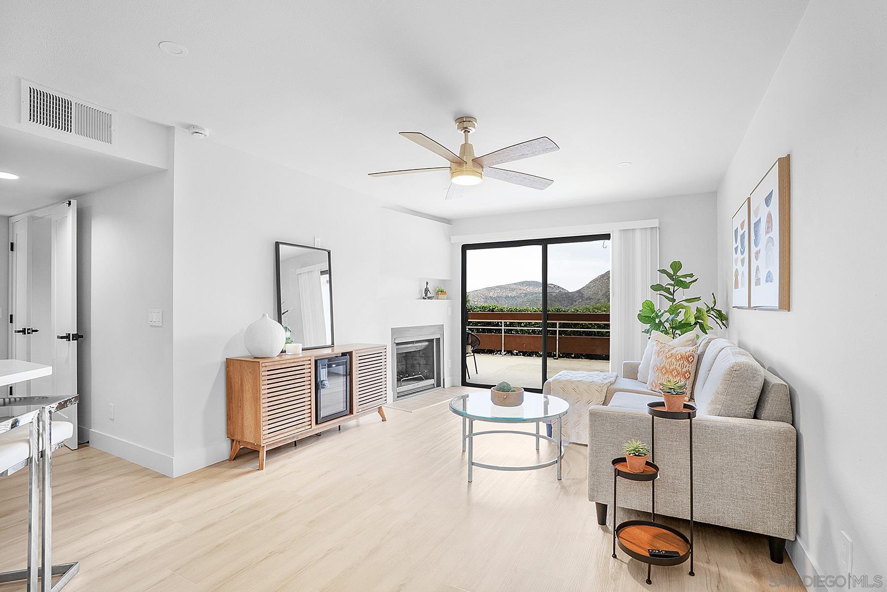 Detail Gallery Image 4 of 29 For 7227  Navajo Rd  #103,  San Diego,  CA 92119 - 2 Beds | 1 Baths