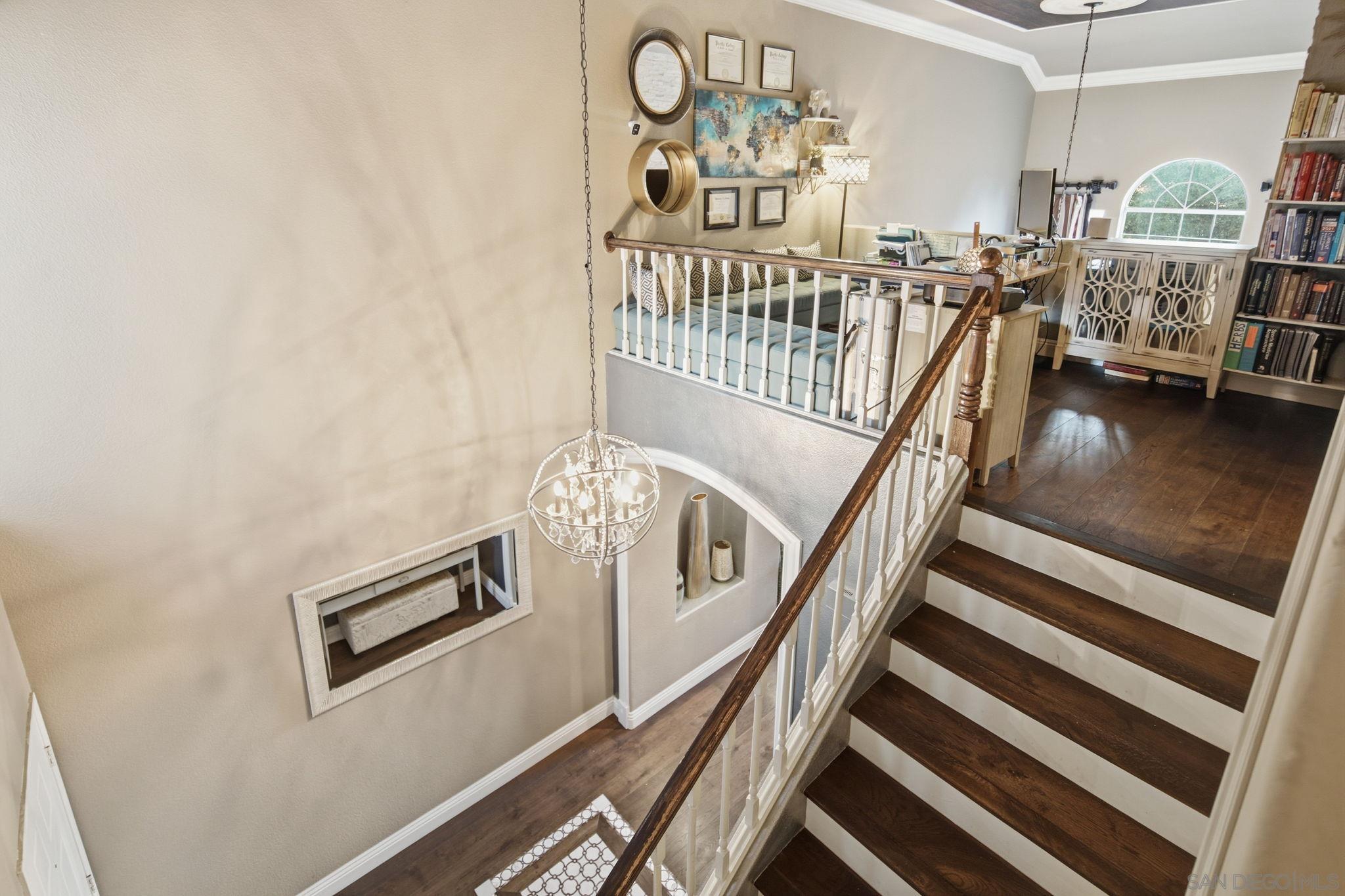 Detail Gallery Image 9 of 29 For 1866  Matin Cir  #111,  San Marcos,  CA 92069 - 4 Beds | 2/1 Baths