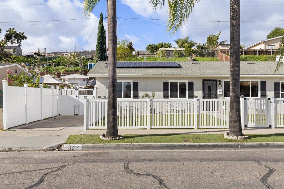 Detail Gallery Image 2 of 37 For 342  Billow Drive, San Diego,  CA 92114 - 4 Beds | 2 Baths