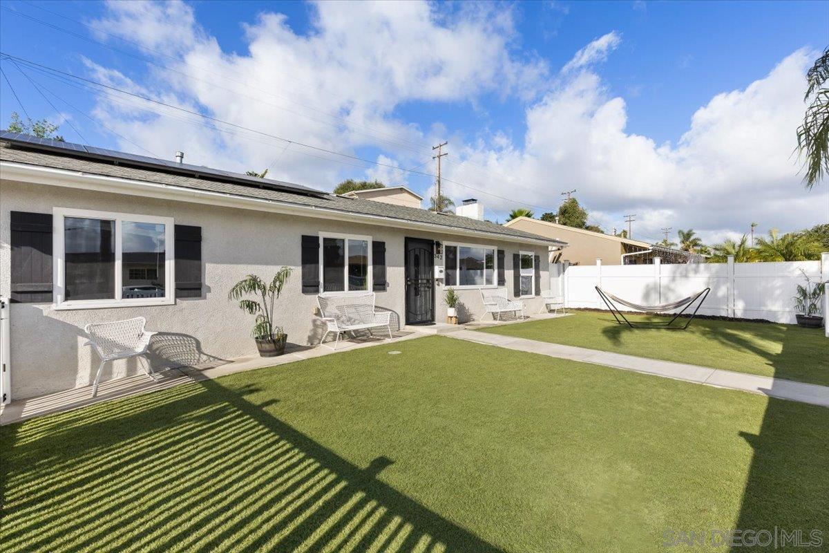 Detail Gallery Image 3 of 37 For 342  Billow Drive, San Diego,  CA 92114 - 4 Beds | 2 Baths