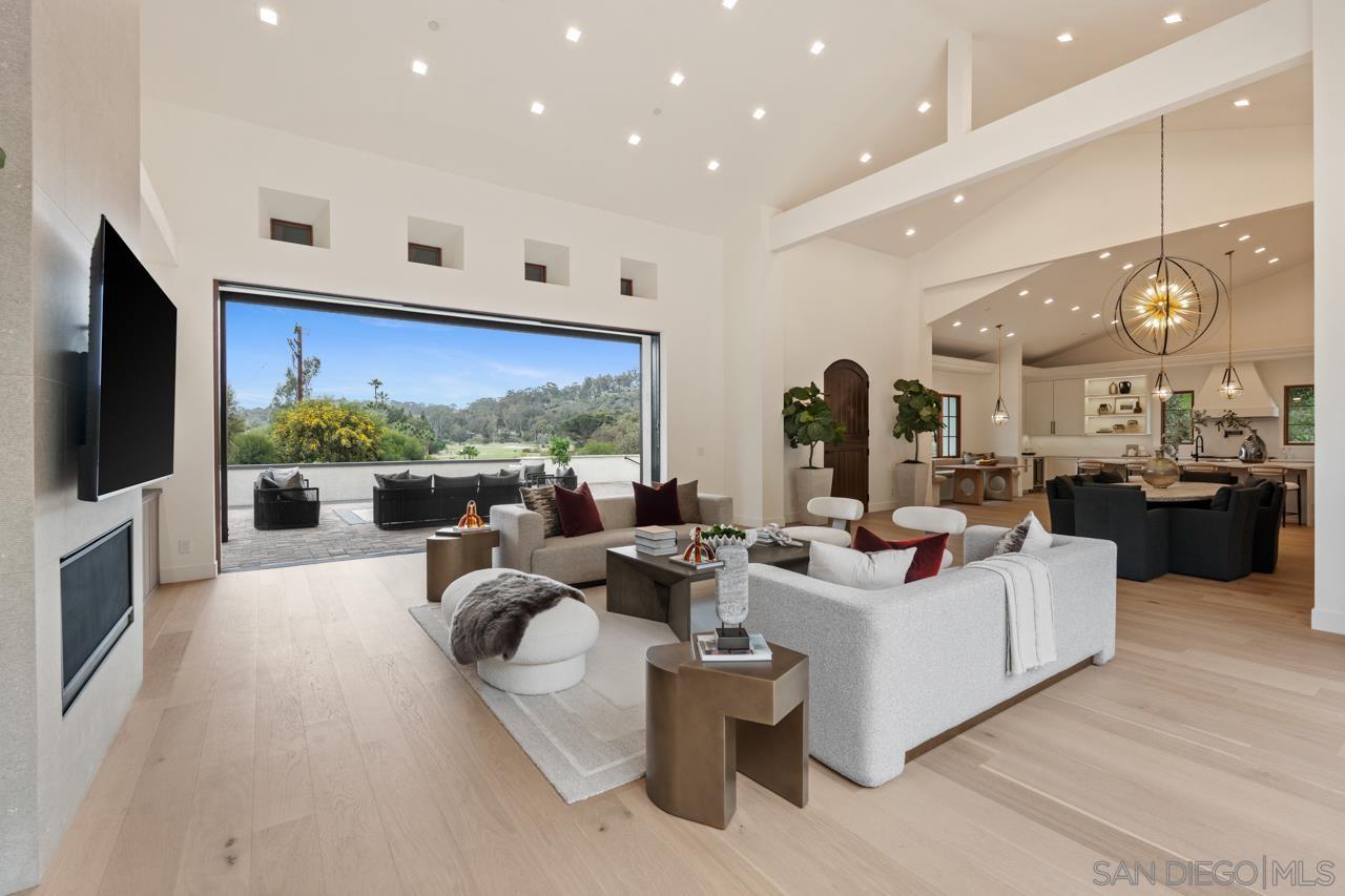 Detail Gallery Image 19 of 75 For 5758  Las Palomas, Rancho Santa Fe,  CA 92067 - 5 Beds | 5/2 Baths