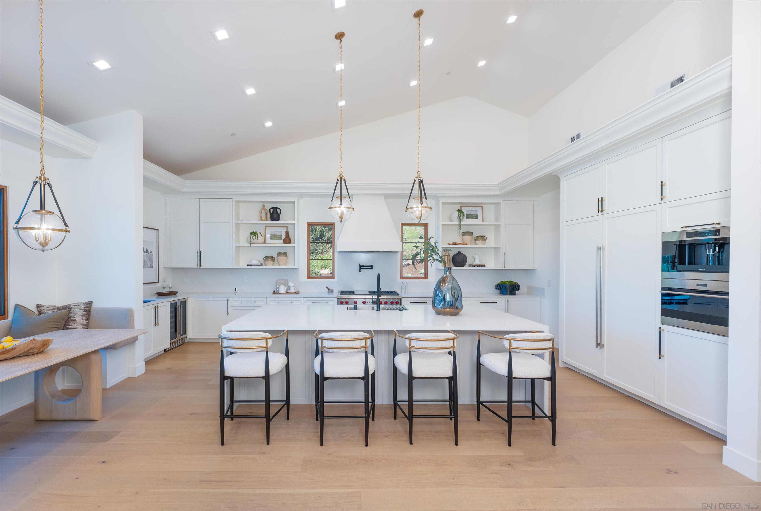 Detail Gallery Image 24 of 73 For 5758  Las Palomas, Rancho Santa Fe,  CA 92067 - 5 Beds | 5/2 Baths