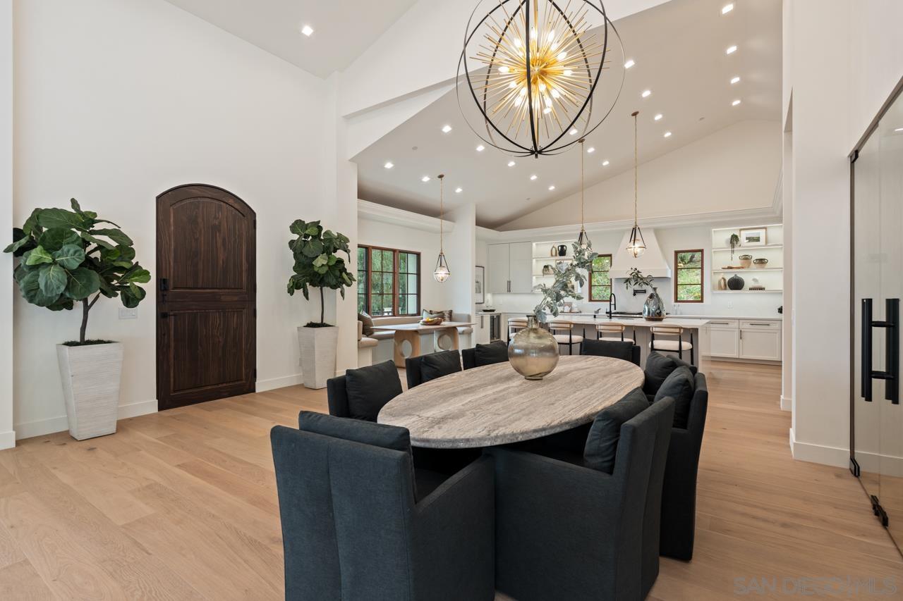 Detail Gallery Image 24 of 75 For 5758  Las Palomas, Rancho Santa Fe,  CA 92067 - 5 Beds | 5/2 Baths