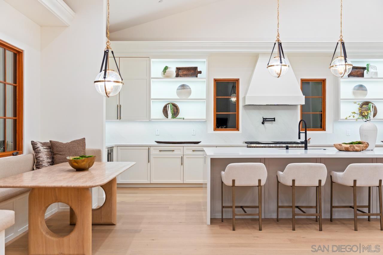 Detail Gallery Image 35 of 74 For 5758  Las Palomas, Rancho Santa Fe,  CA 92067 - 5 Beds | 5/2 Baths