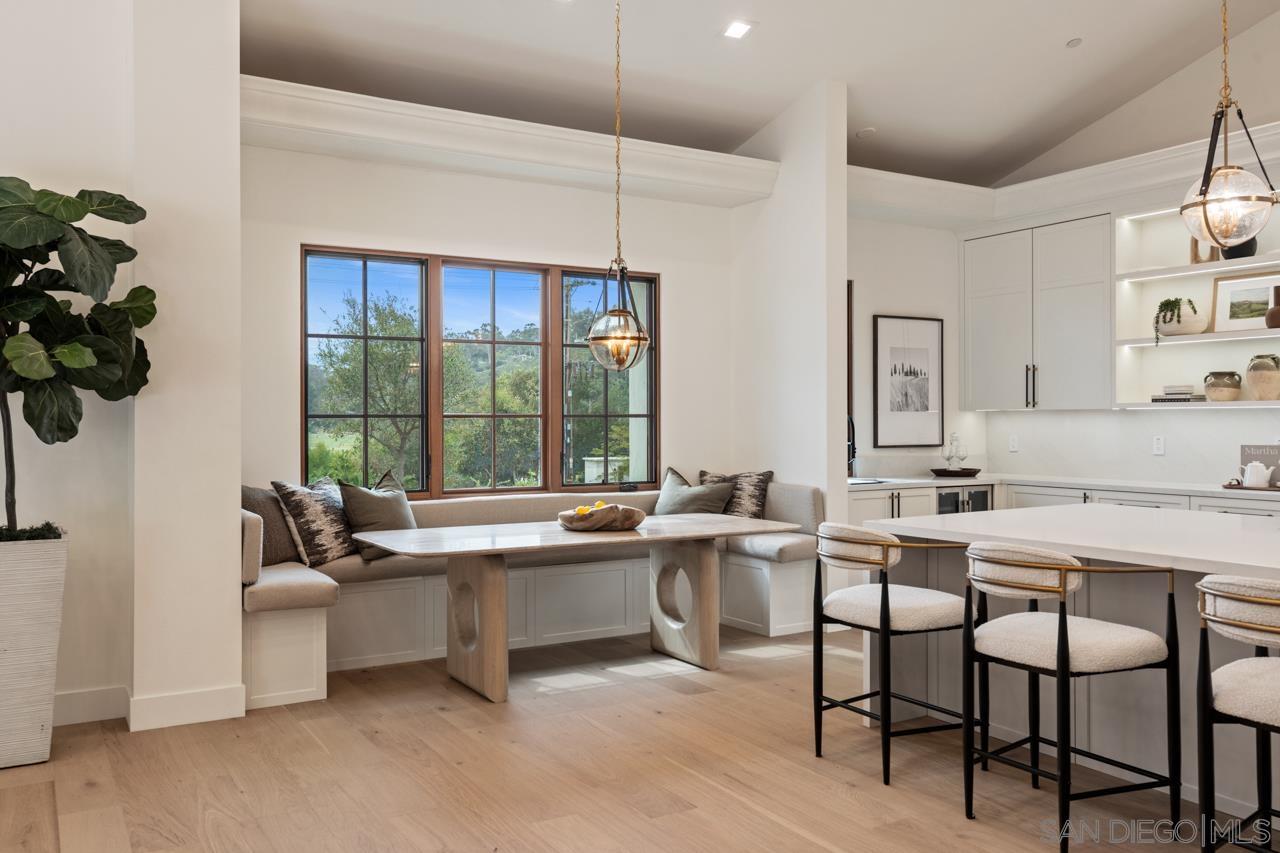 Detail Gallery Image 38 of 75 For 5758  Las Palomas, Rancho Santa Fe,  CA 92067 - 5 Beds | 5/2 Baths