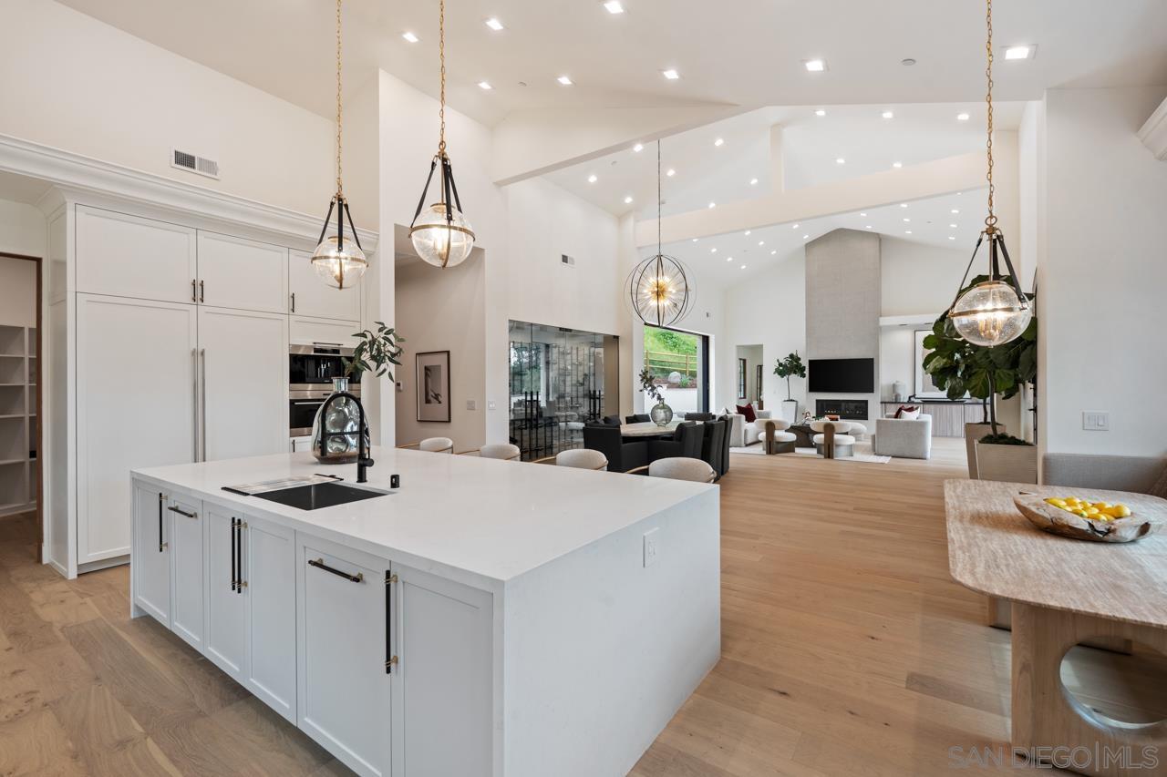 Detail Gallery Image 40 of 75 For 5758  Las Palomas, Rancho Santa Fe,  CA 92067 - 5 Beds | 5/2 Baths