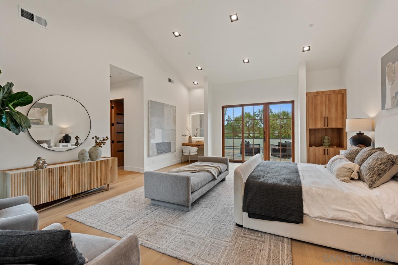 Detail Gallery Image 41 of 75 For 5758  Las Palomas, Rancho Santa Fe,  CA 92067 - 5 Beds | 5/2 Baths